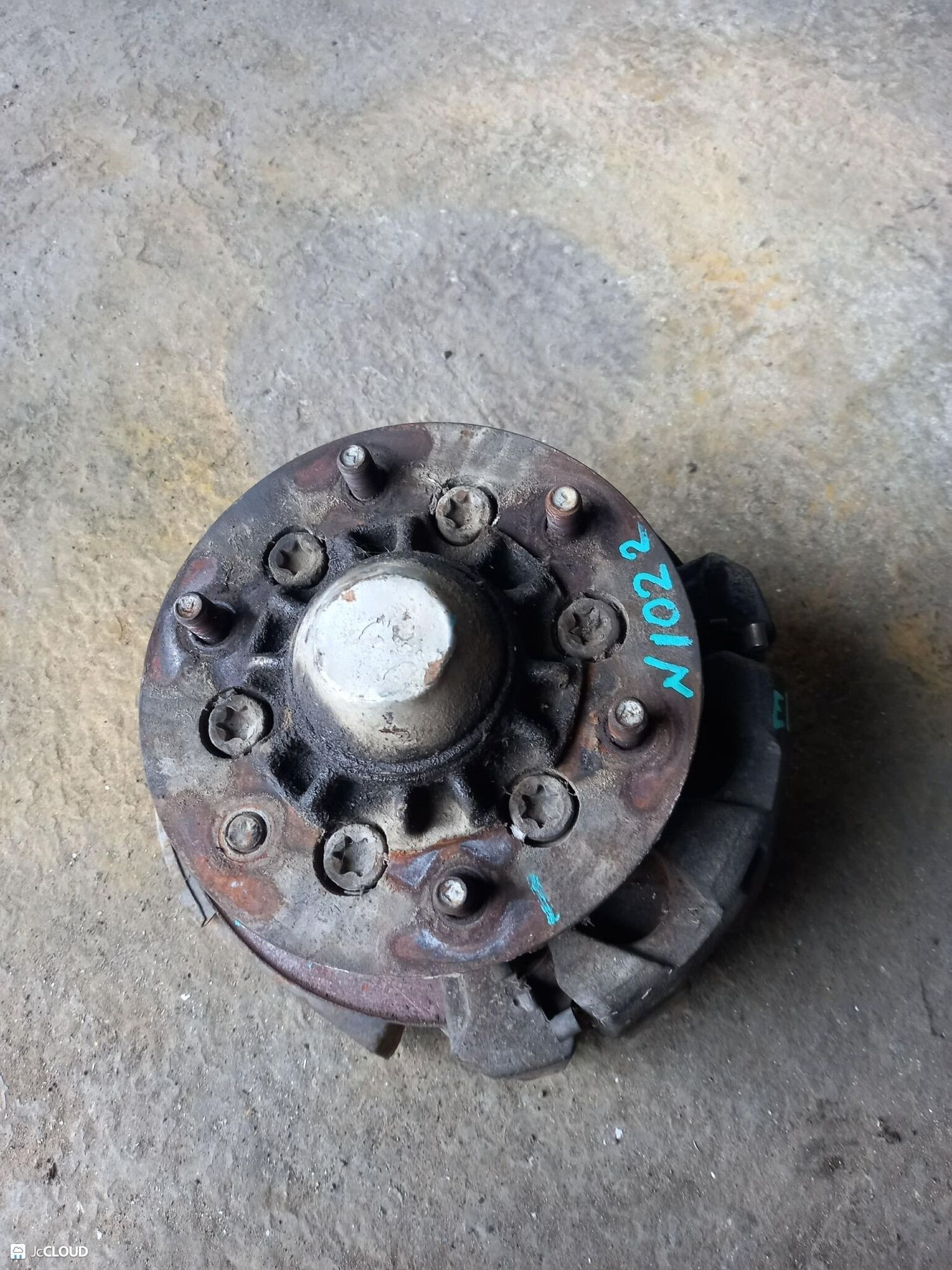 1022 ступица перед лево ISUZU ELF NHR69E 4JG2, 10000 рублей, Невинномысск