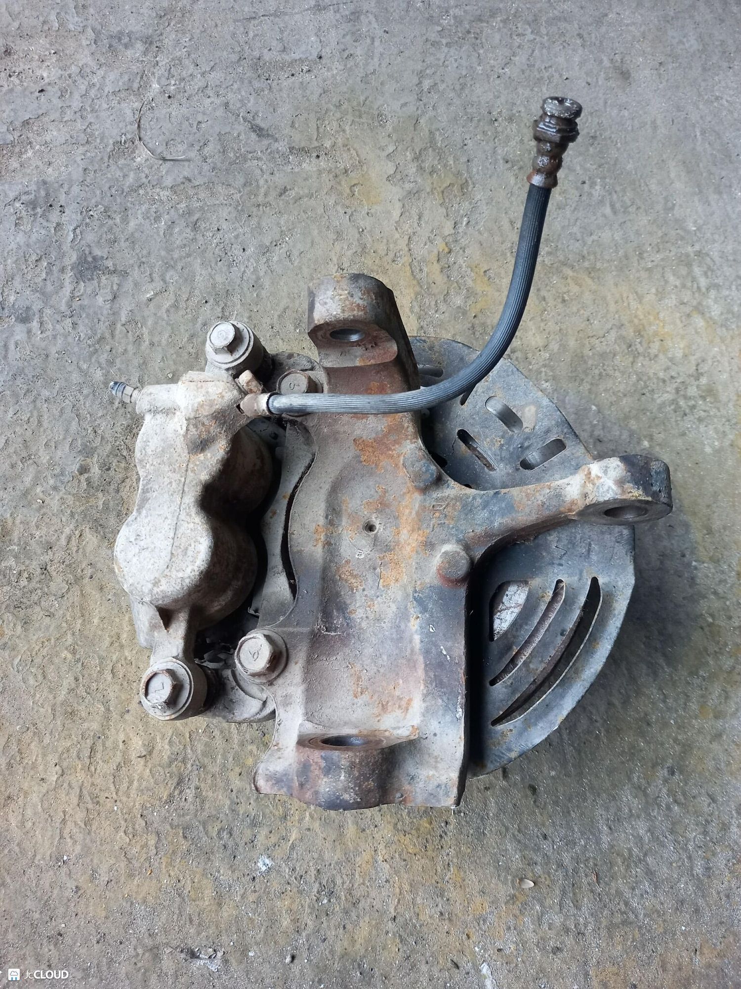 1022 ступица перед лево ISUZU ELF NHR69E 4JG2, 10000 рублей, Невинномысск