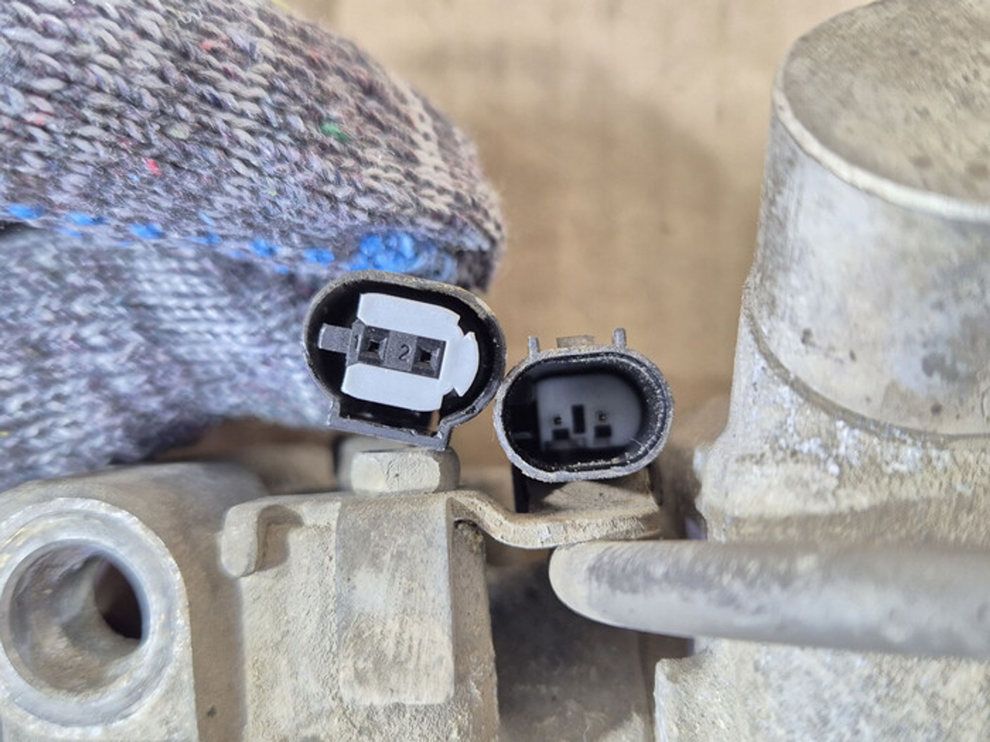 https://ycs.partsauto.market/partsauto-images/thmbs/78ee0fb3787e2dce013ed29fc8a1120c/01383545fafcc3b95f187f6cf972ccdf/d5cf6eb600cab1508535d3ce74e8018b.jpg