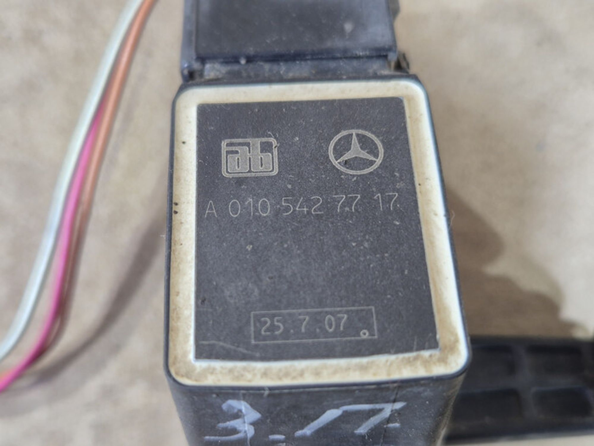 https://ycs.partsauto.market/partsauto-images/thmbs/78ee0fb3787e2dce013ed29fc8a1120c/01602d702f18f8dbb5a496a1ac22396a/6d39c9e8cc10a67c11369ea9411e23fd.jpg