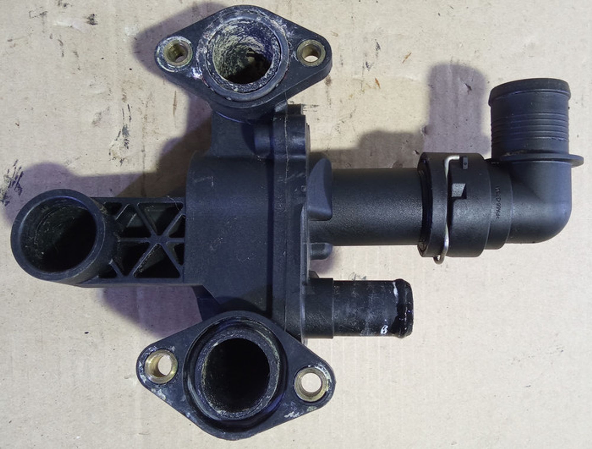 https://ycs.partsauto.market/partsauto-images/thmbs/78ee0fb3787e2dce013ed29fc8a1120c/035fb7d225fc9c9dcaacc63e7cd14f95/1b87edbb833af8749f144aefb7322067.jpg