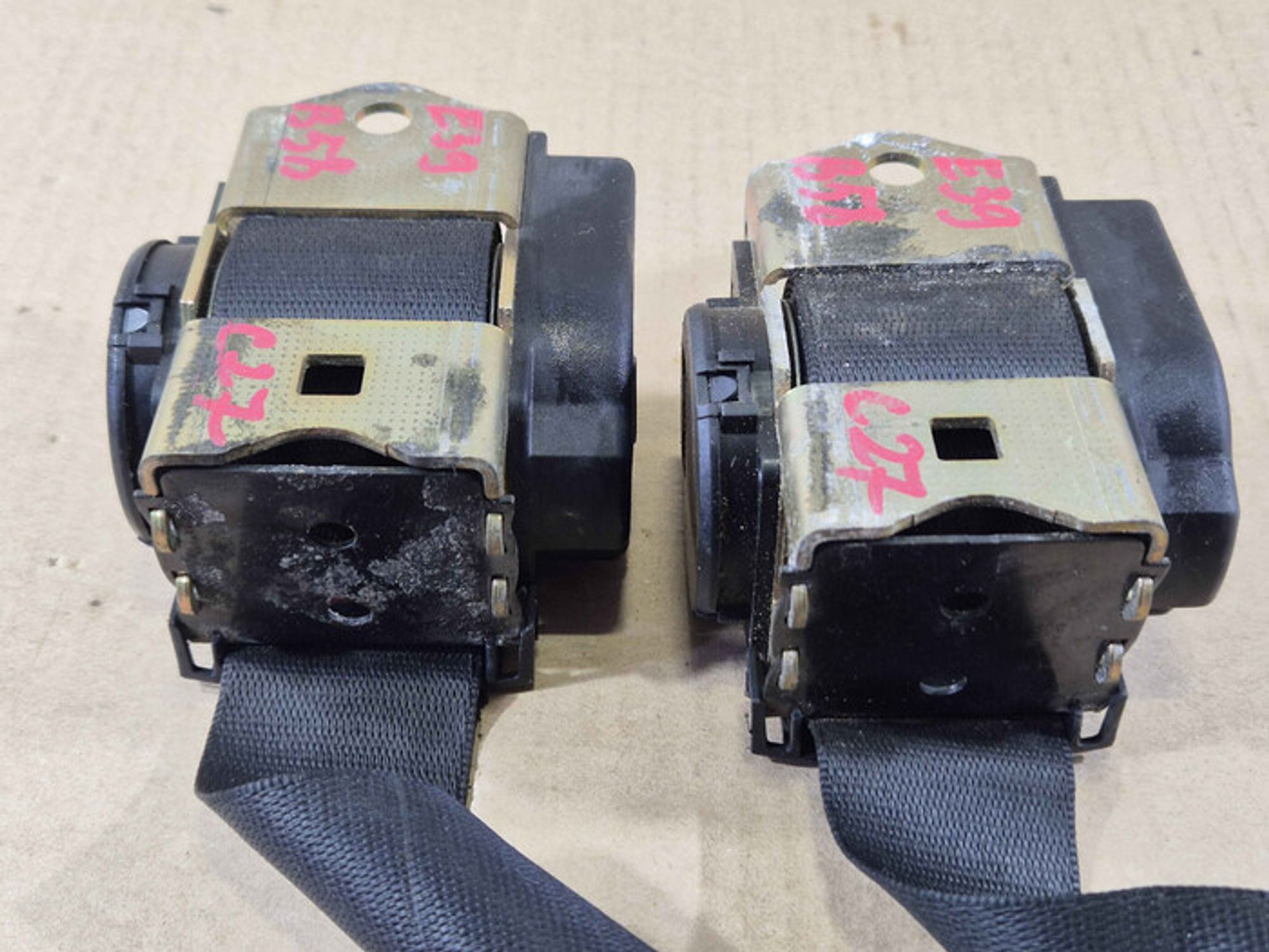 https://ycs.partsauto.market/partsauto-images/thmbs/78ee0fb3787e2dce013ed29fc8a1120c/04b925528316273d8584eed89bb3af71/77d3a1e9140b1a6181432b89f2fe2c39.jpg