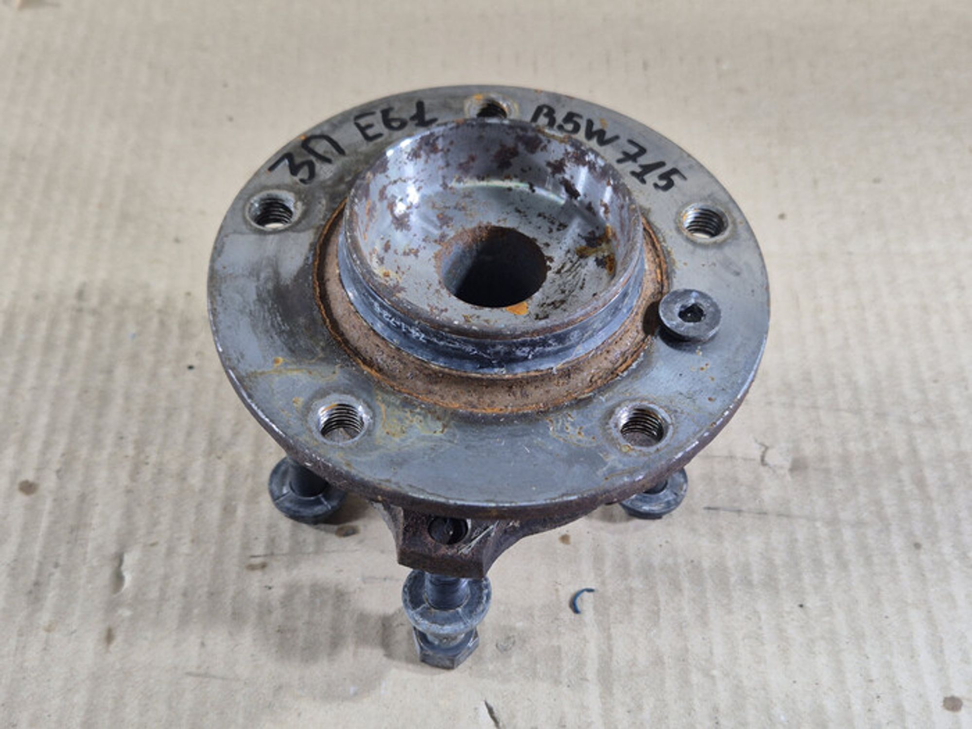 https://ycs.partsauto.market/partsauto-images/thmbs/78ee0fb3787e2dce013ed29fc8a1120c/04fea0a5d1f38e9163b1cd63d30ac607/f62230d422a256a6ce56512d2ec61522.jpg