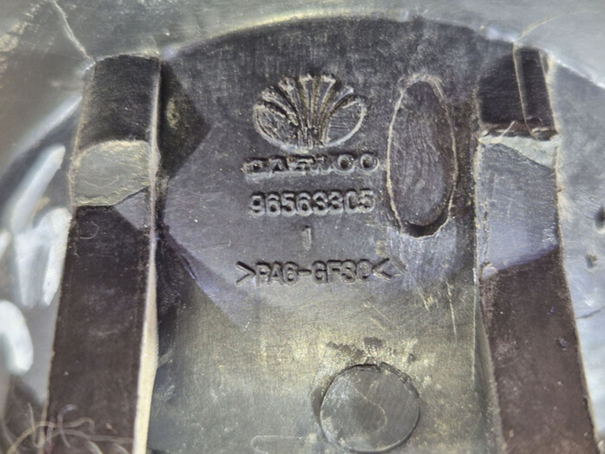 https://ycs.partsauto.market/partsauto-images/thmbs/78ee0fb3787e2dce013ed29fc8a1120c/0801c780615f99ccaac932a5d7d917fd/897573839866780ef8a7458160b17d73.jpg