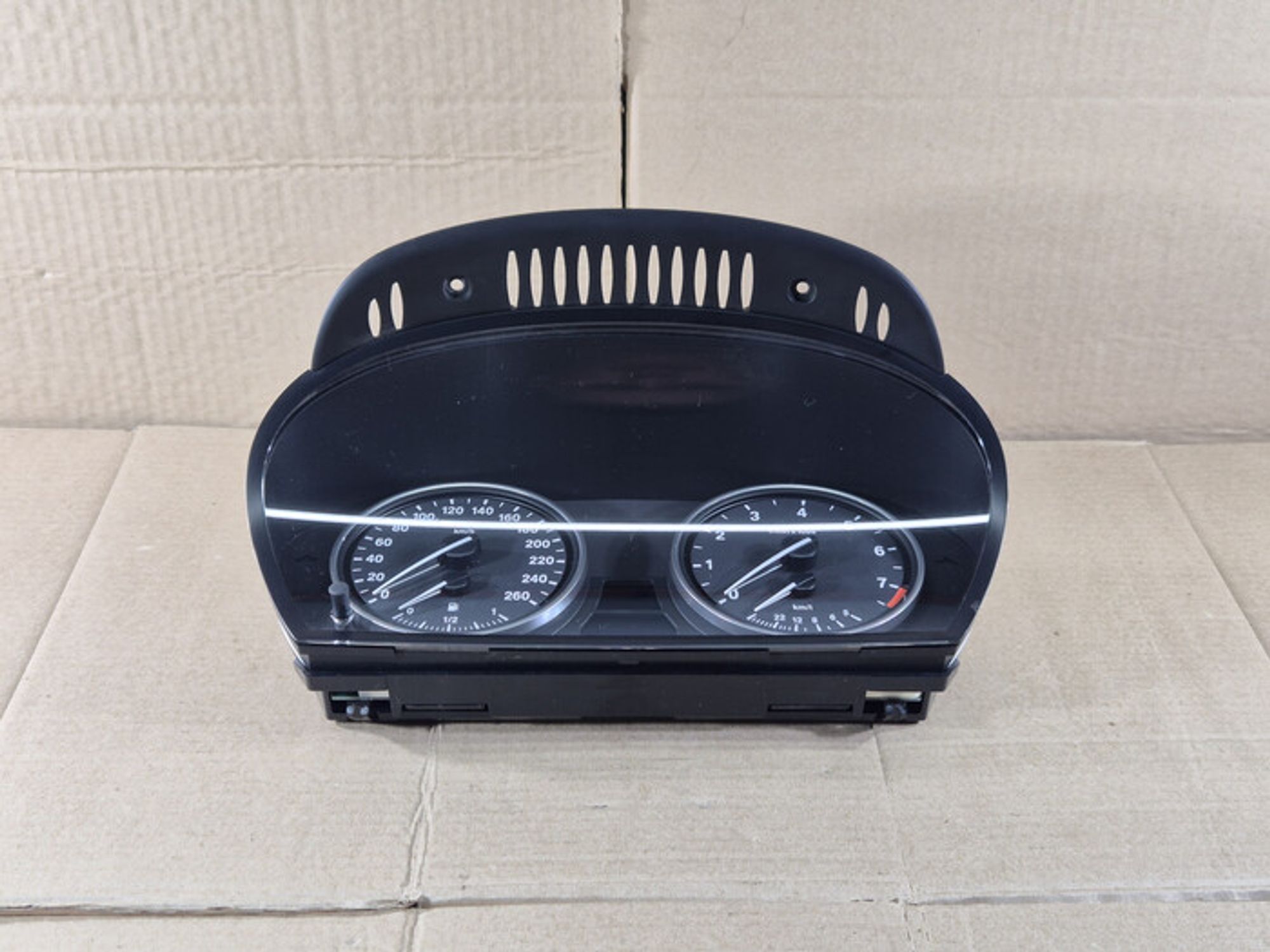 https://ycs.partsauto.market/partsauto-images/thmbs/78ee0fb3787e2dce013ed29fc8a1120c/085388c18fb273326fa2ddf4b027c7a6/6f38ba7cdb8748646ae9c4e5084dc572.jpg