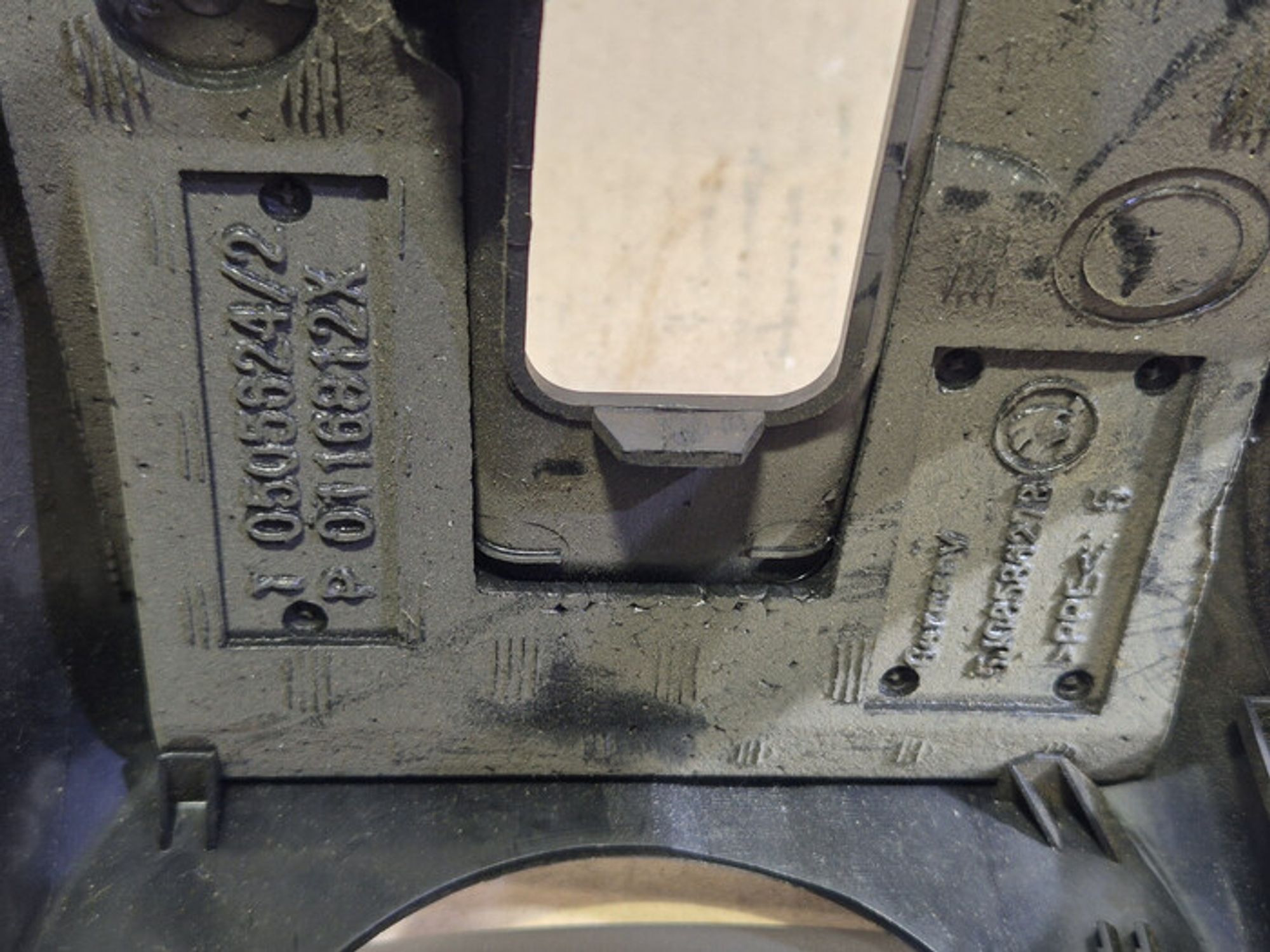 https://ycs.partsauto.market/partsauto-images/thmbs/78ee0fb3787e2dce013ed29fc8a1120c/0915a95fa60730ee60a8ad441f69e3d6/7aa0bcfce258d2b2c98a5aa027404122.jpg
