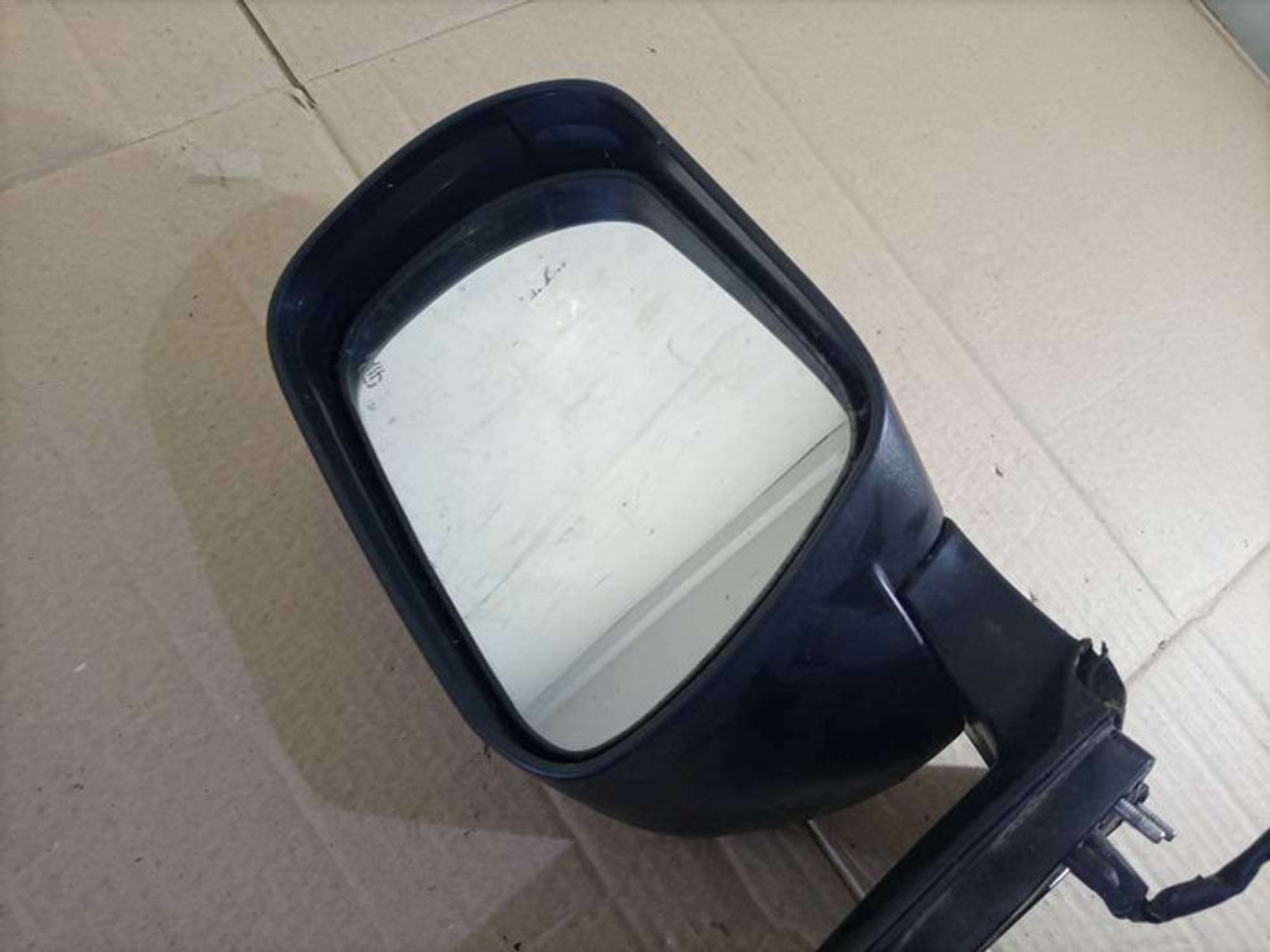 https://ycs.partsauto.market/partsauto-images/thmbs/78ee0fb3787e2dce013ed29fc8a1120c/09bde3a4906e96180613cf9e3106a271/040ec109235cfe1a4c57afd61d167d7f.jpg