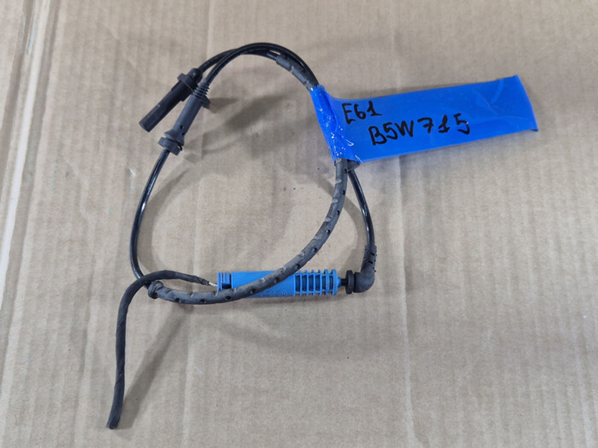 https://ycs.partsauto.market/partsauto-images/thmbs/78ee0fb3787e2dce013ed29fc8a1120c/0bb632462487b720ace64b86a1cb7d2b/002f17b00c0b6bf85d1036ba3f369256.jpg