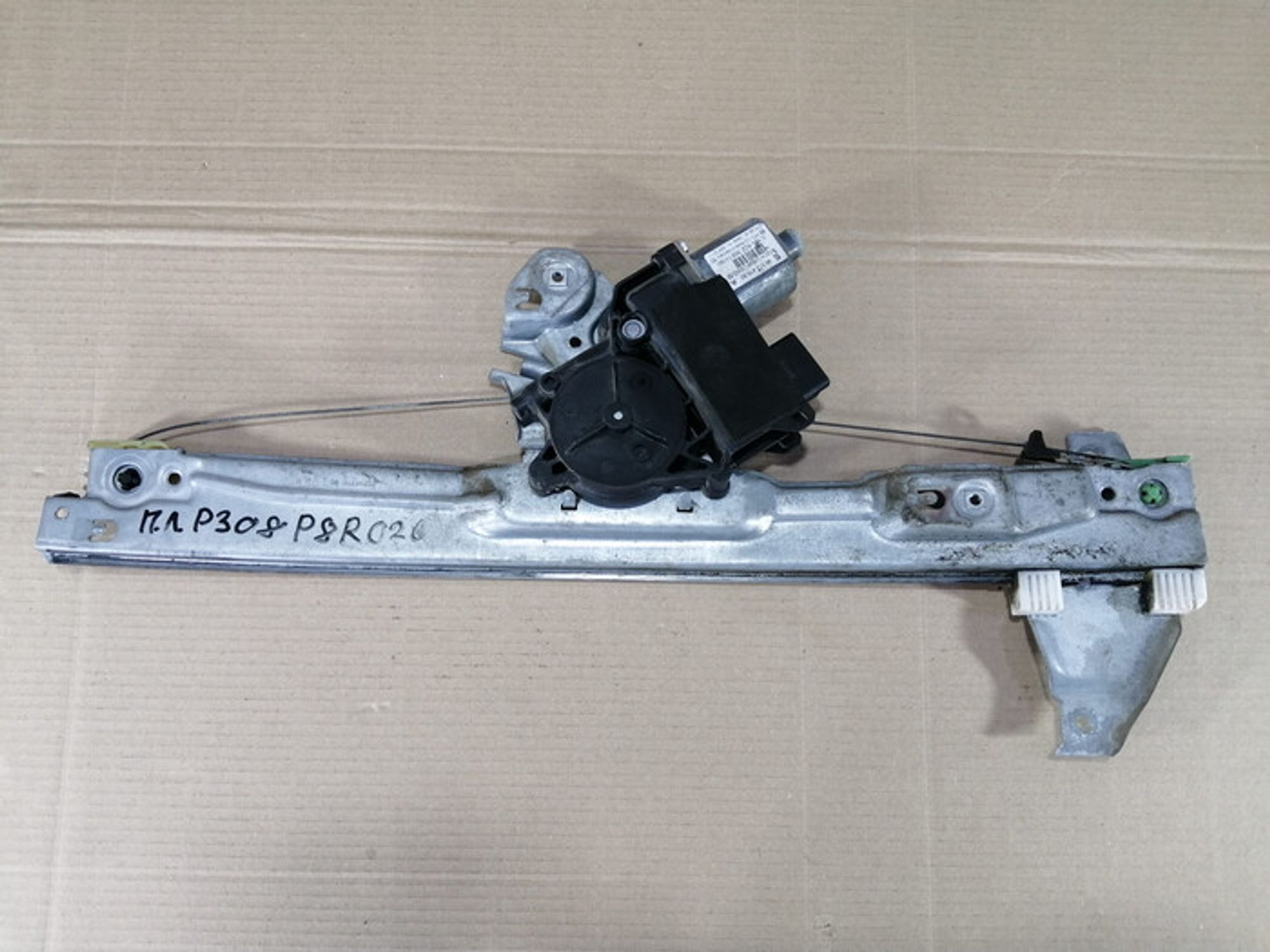 https://ycs.partsauto.market/partsauto-images/thmbs/78ee0fb3787e2dce013ed29fc8a1120c/0bb74025bc02e7f63981778ff1ecbc80/b19a5226de9aef3cc1fc3ff3db65e7c2.jpg