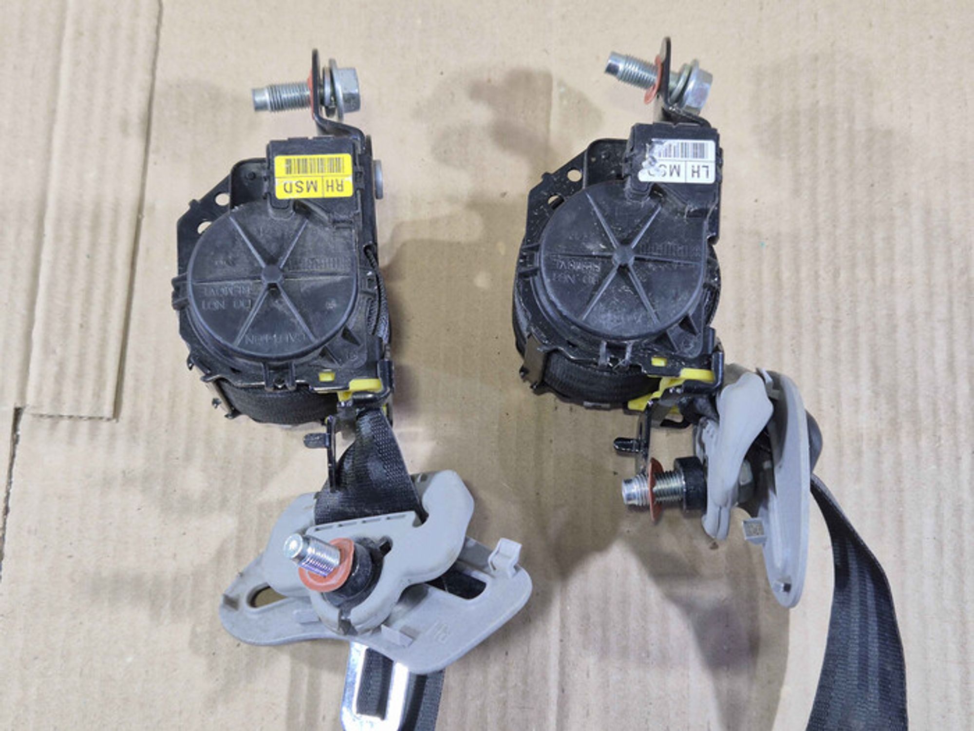 https://ycs.partsauto.market/partsauto-images/thmbs/78ee0fb3787e2dce013ed29fc8a1120c/0ecd4990f6ca1a7153b80538b25fac67/acb0c31e2e333819582e92625de58025.jpg