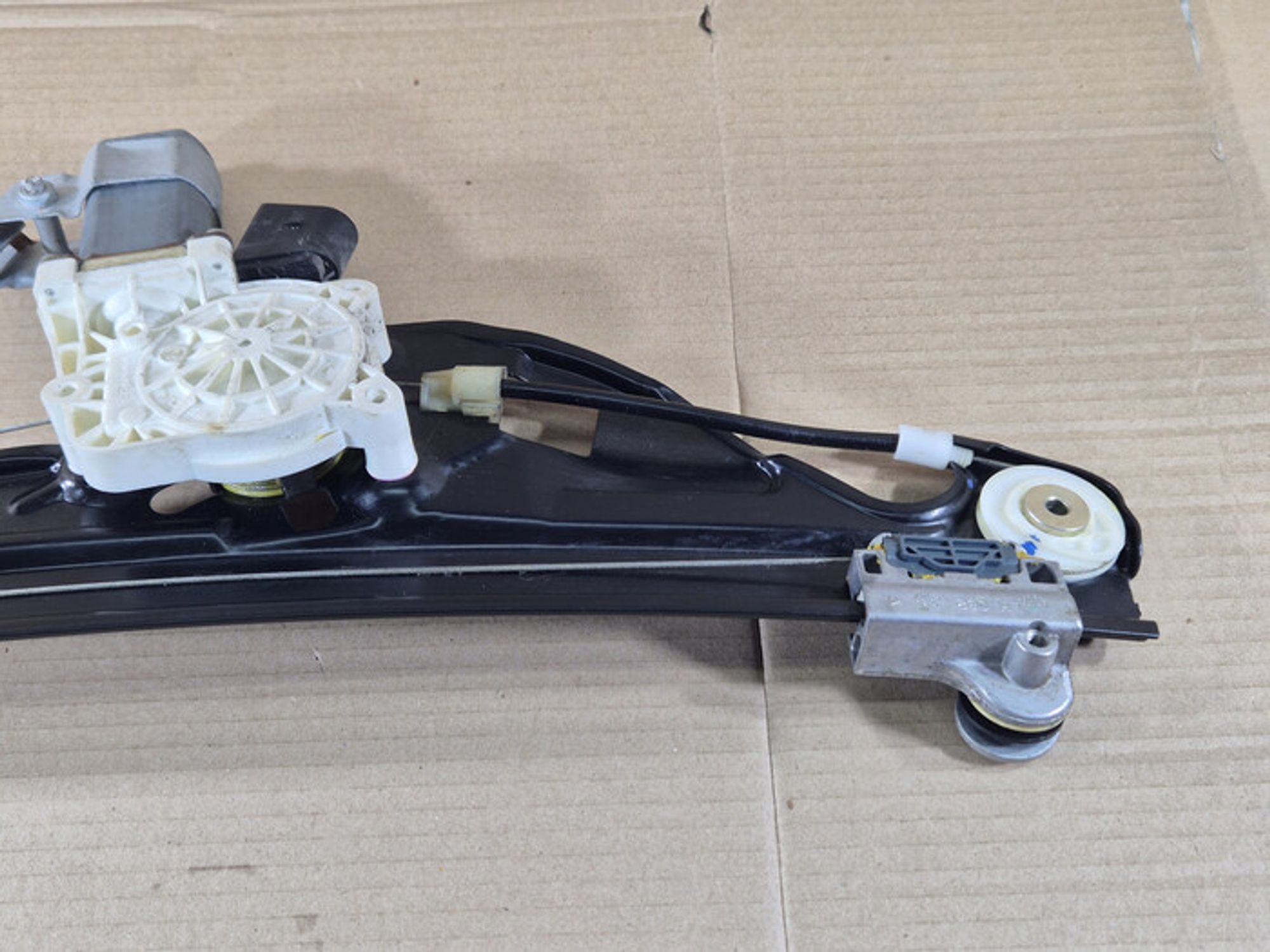 https://ycs.partsauto.market/partsauto-images/thmbs/78ee0fb3787e2dce013ed29fc8a1120c/0ef74372522b0c1142a537511e36d3ea/16cbb9bb5a6e812e5f70bc7a744489dc.jpg