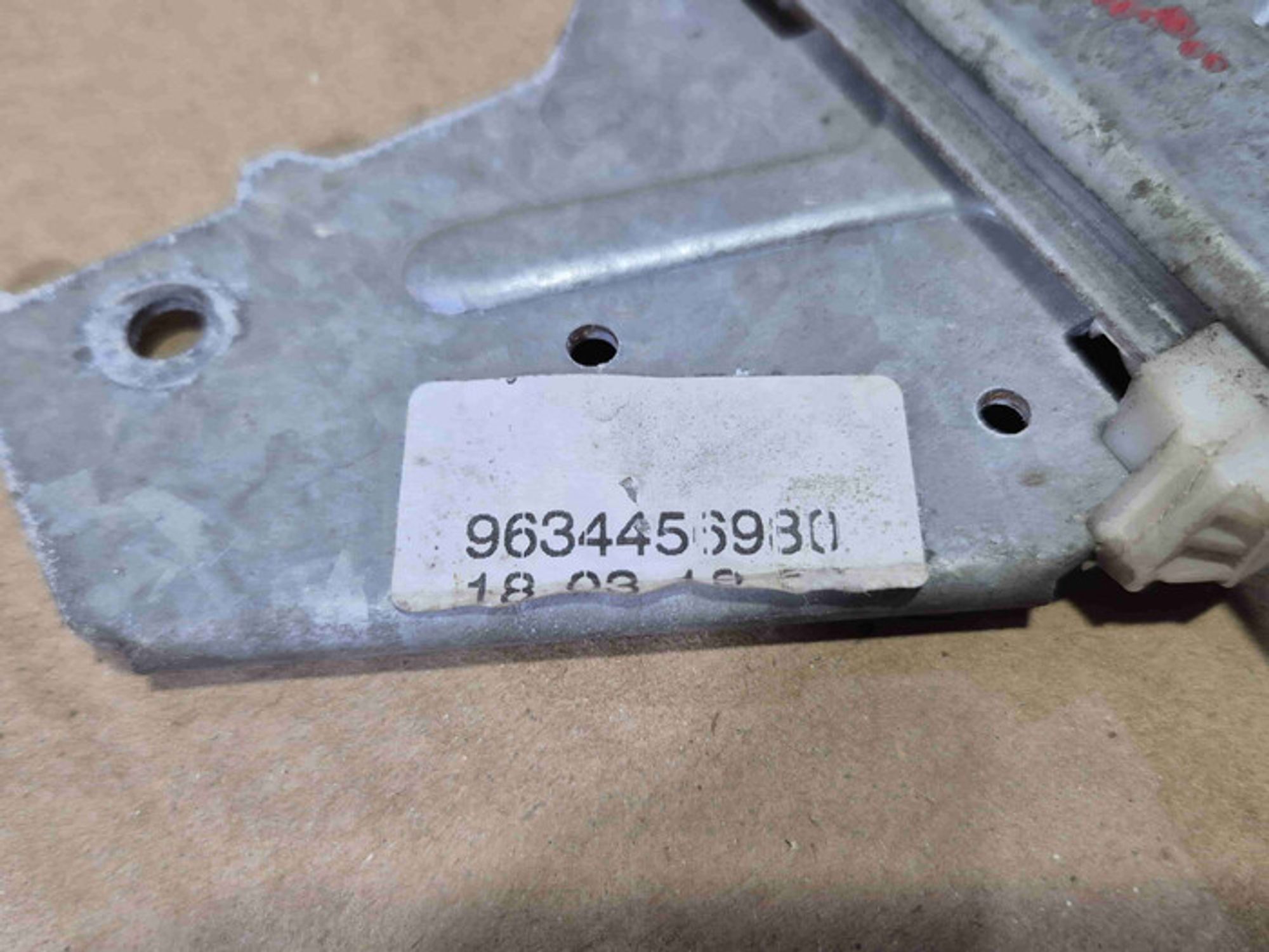 https://ycs.partsauto.market/partsauto-images/thmbs/78ee0fb3787e2dce013ed29fc8a1120c/0f1b0bdb35df4209639437b5234efd0a/02d33bfc59191e97636a11e8ab0c5da8.jpg