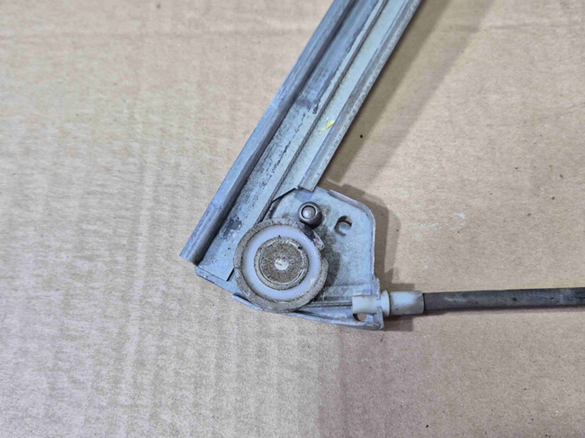https://ycs.partsauto.market/partsauto-images/thmbs/78ee0fb3787e2dce013ed29fc8a1120c/0f1b0bdb35df4209639437b5234efd0a/4d80bcb3ecaa8d8be5f460f7b1d6dc05.jpg