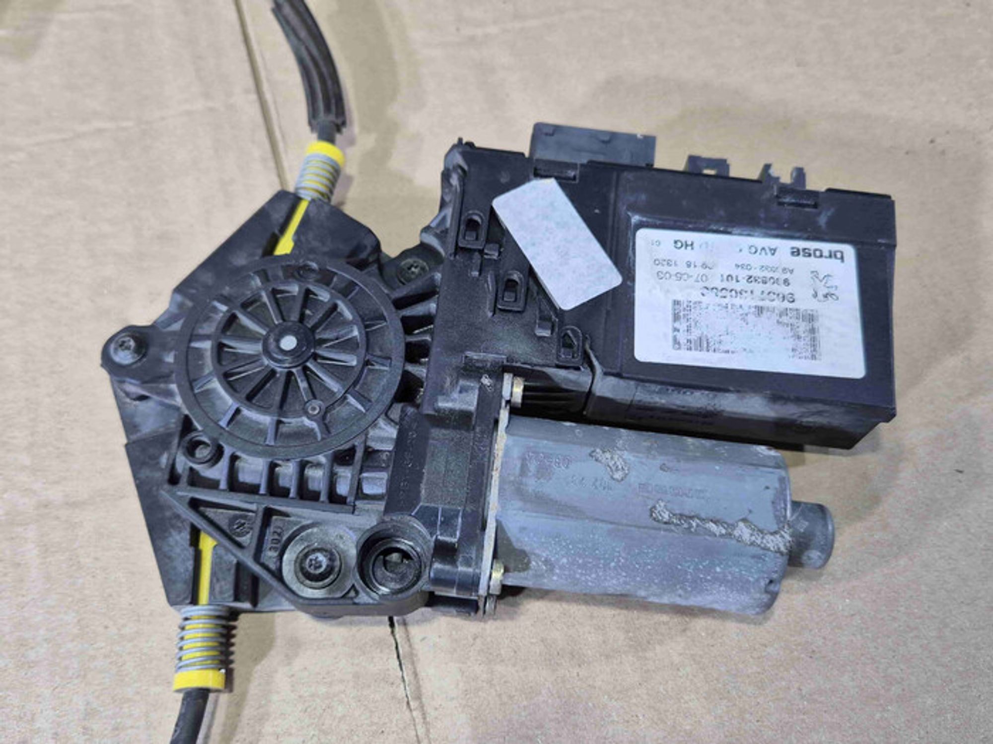 https://ycs.partsauto.market/partsauto-images/thmbs/78ee0fb3787e2dce013ed29fc8a1120c/0f1b0bdb35df4209639437b5234efd0a/b32345fa4cc01e92b08123744995a0ae.jpg