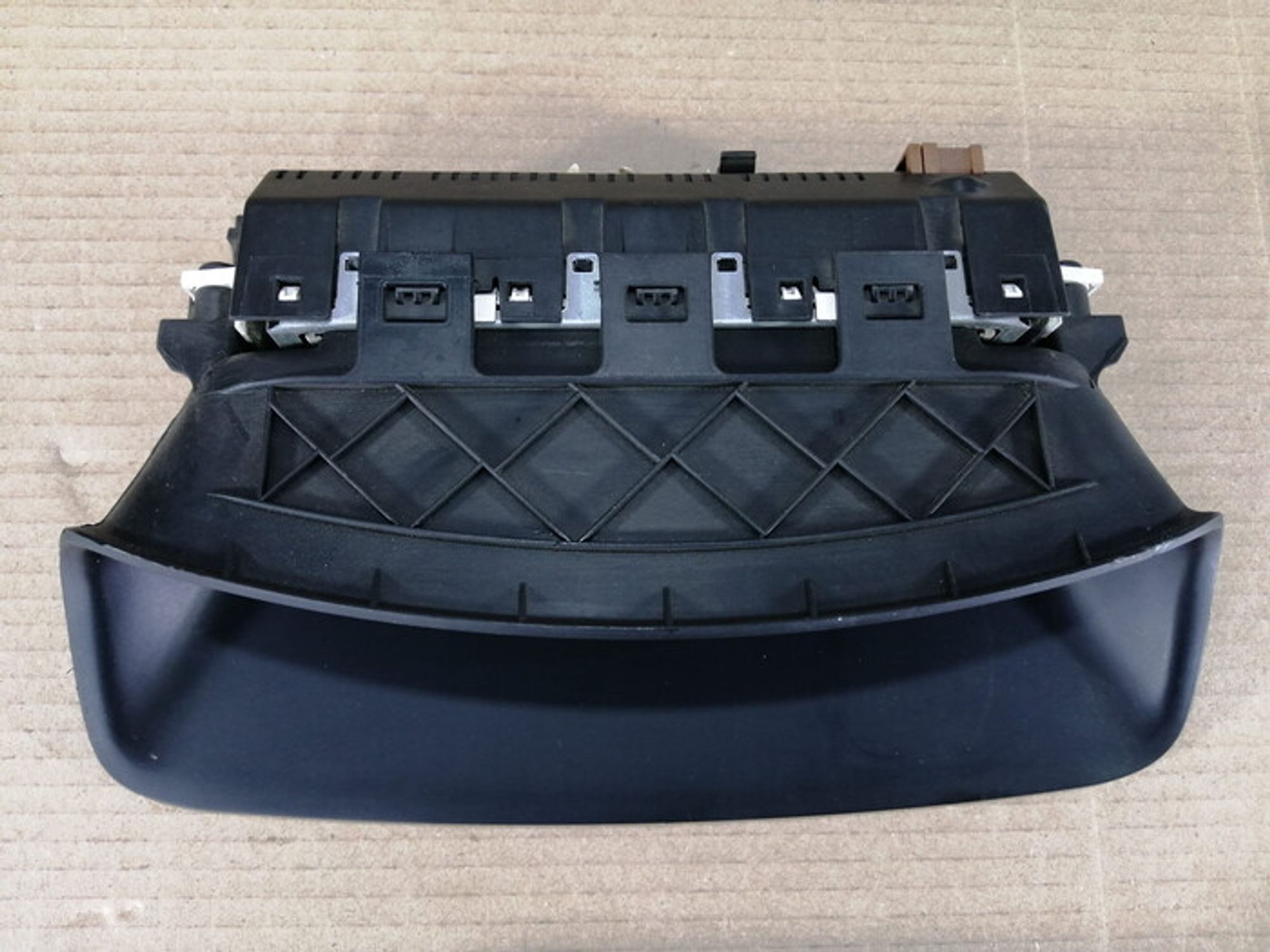 https://ycs.partsauto.market/partsauto-images/thmbs/78ee0fb3787e2dce013ed29fc8a1120c/0fabeeea5bec4b355423bf43801ee1ba/db074fc6040c446d362fd655606df8d3.jpg