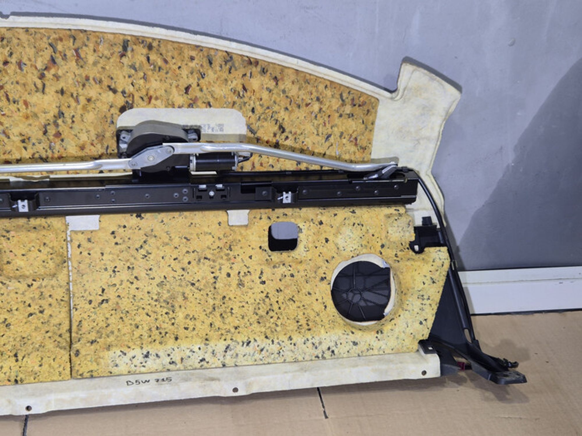 https://ycs.partsauto.market/partsauto-images/thmbs/78ee0fb3787e2dce013ed29fc8a1120c/0fbd5df5f4901191c9df6838b1fcc587/6d4563fc9c984c3695c7bf0e30527168.jpg