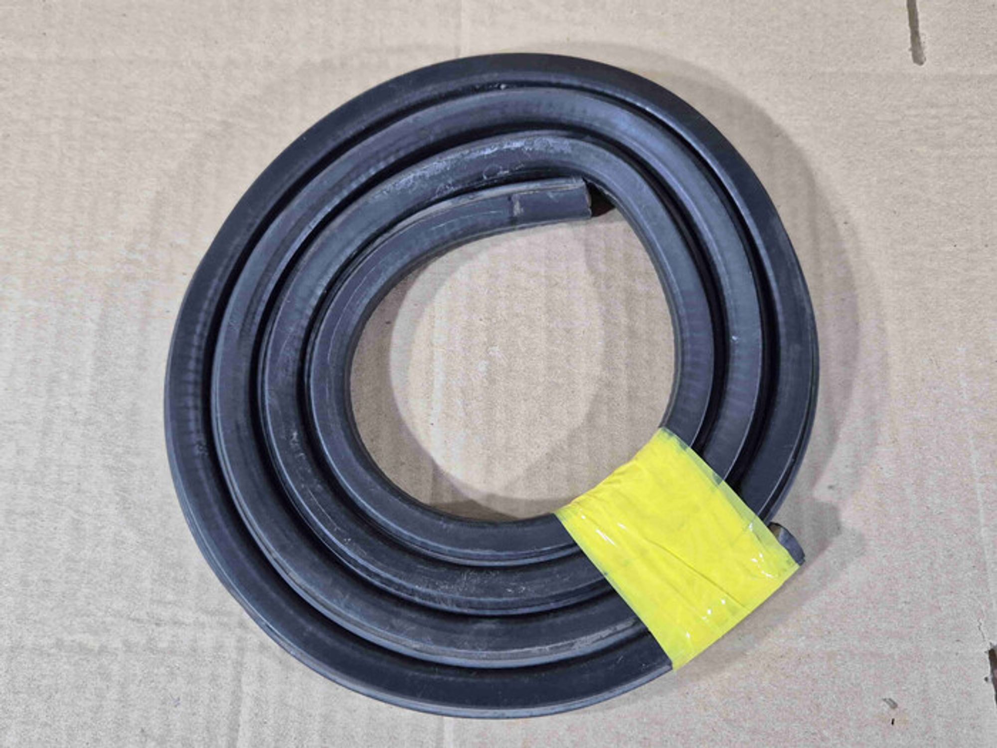 https://ycs.partsauto.market/partsauto-images/thmbs/78ee0fb3787e2dce013ed29fc8a1120c/10cde2a8ab078c2c0acc8e3059bee74a/b2392aba4e5e72159eebb33caa50974b.jpg