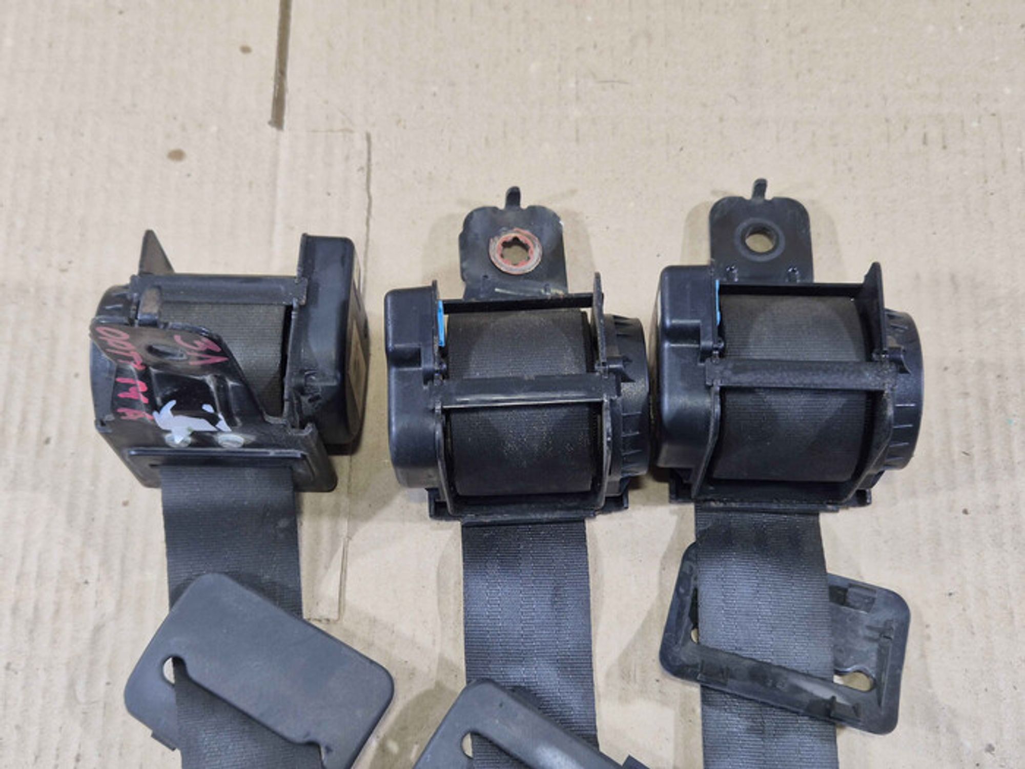 https://ycs.partsauto.market/partsauto-images/thmbs/78ee0fb3787e2dce013ed29fc8a1120c/12503c305ad3f737a2bc58690adbf50b/835512c0f9980f0c13cfa9e9c52ed8d7.jpg