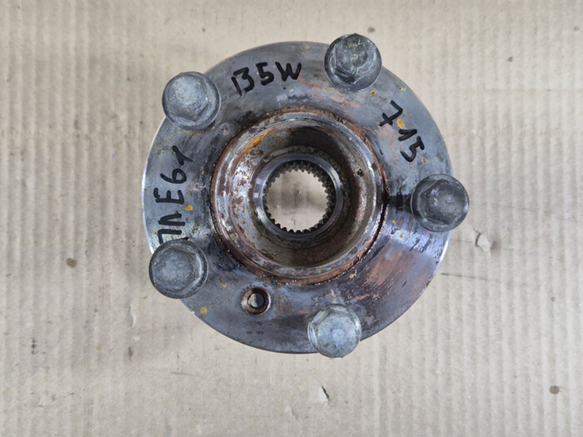 https://ycs.partsauto.market/partsauto-images/thmbs/78ee0fb3787e2dce013ed29fc8a1120c/132f2cbfd656a6d7dbf9886afde32412/41f10e8b272ba34a77f2e43c709c976c.jpg