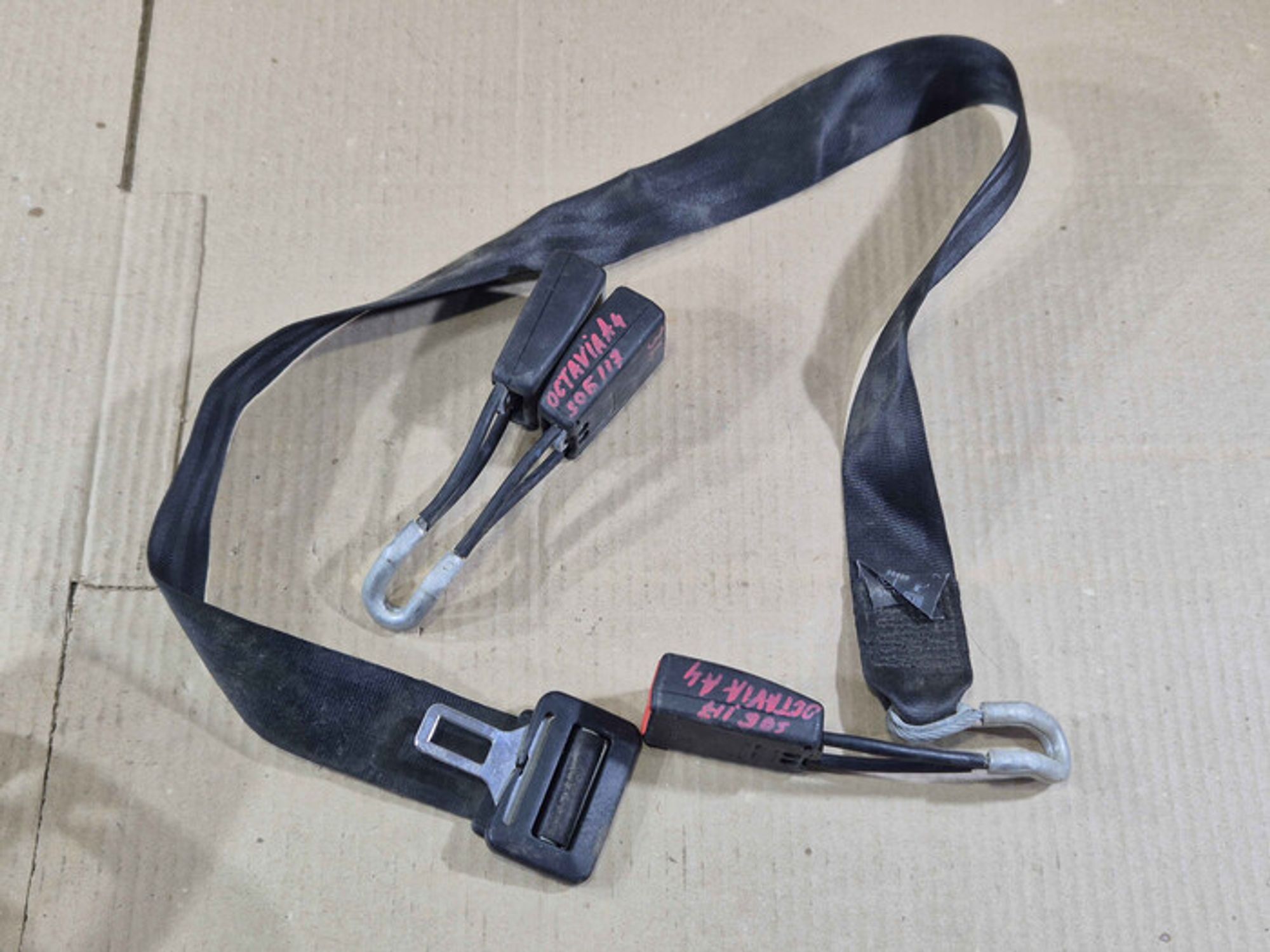 https://ycs.partsauto.market/partsauto-images/thmbs/78ee0fb3787e2dce013ed29fc8a1120c/134a7c5117f8e2ddc9579e1a47c8c59f/359647cad53086aad575d8434ee96027.jpg