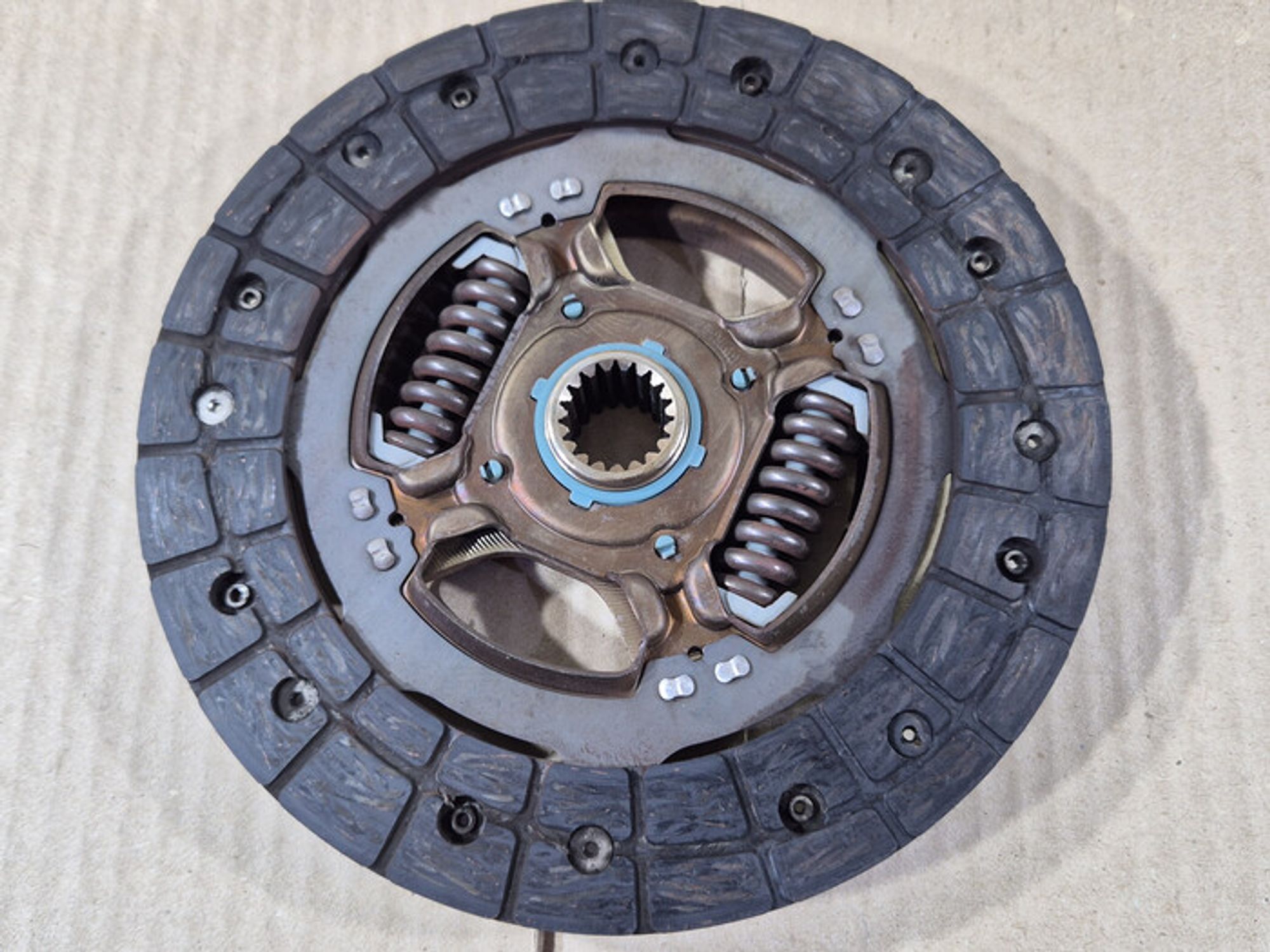 https://ycs.partsauto.market/partsauto-images/thmbs/78ee0fb3787e2dce013ed29fc8a1120c/138c1e521c36fe842c70636e51b5fef2/e1788ba972aab2ca59d0489590440503.jpg