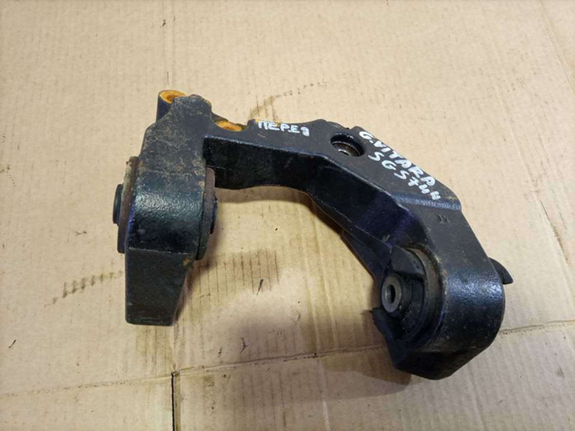 https://ycs.partsauto.market/partsauto-images/thmbs/78ee0fb3787e2dce013ed29fc8a1120c/15c4c46681c4a276aaea9c1481d7b31f/13a6b8d3be522863eb587798e9b17ffd.jpg