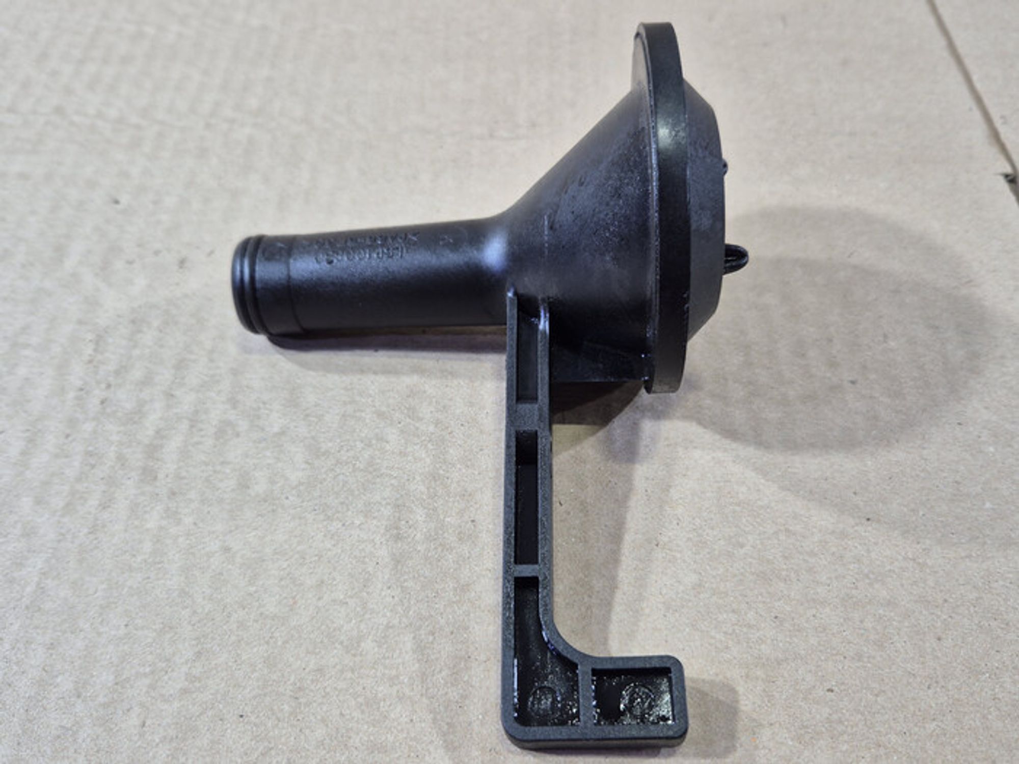 https://ycs.partsauto.market/partsauto-images/thmbs/78ee0fb3787e2dce013ed29fc8a1120c/1789f361470318644fccc39b5a9dc2cc/d7495751f6c47c0258622d2b4007822d.jpg