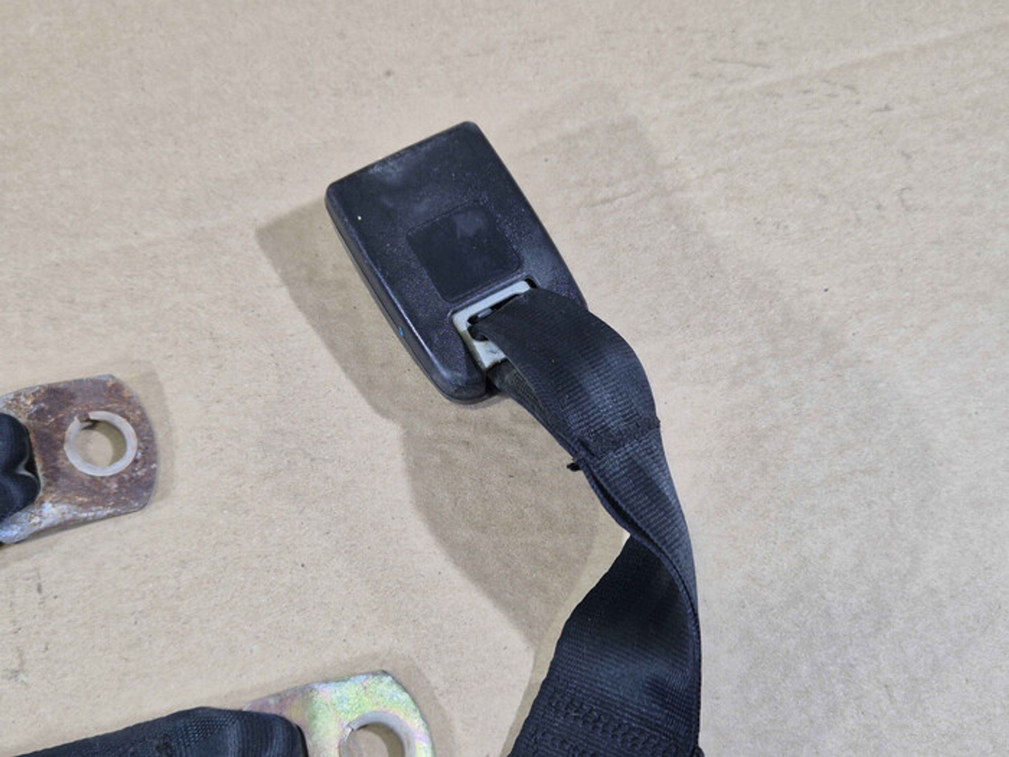 https://ycs.partsauto.market/partsauto-images/thmbs/78ee0fb3787e2dce013ed29fc8a1120c/17b9478215c19aa8950a52537b87ceb2/93e64c5a7c7c88326537453185181161.jpg