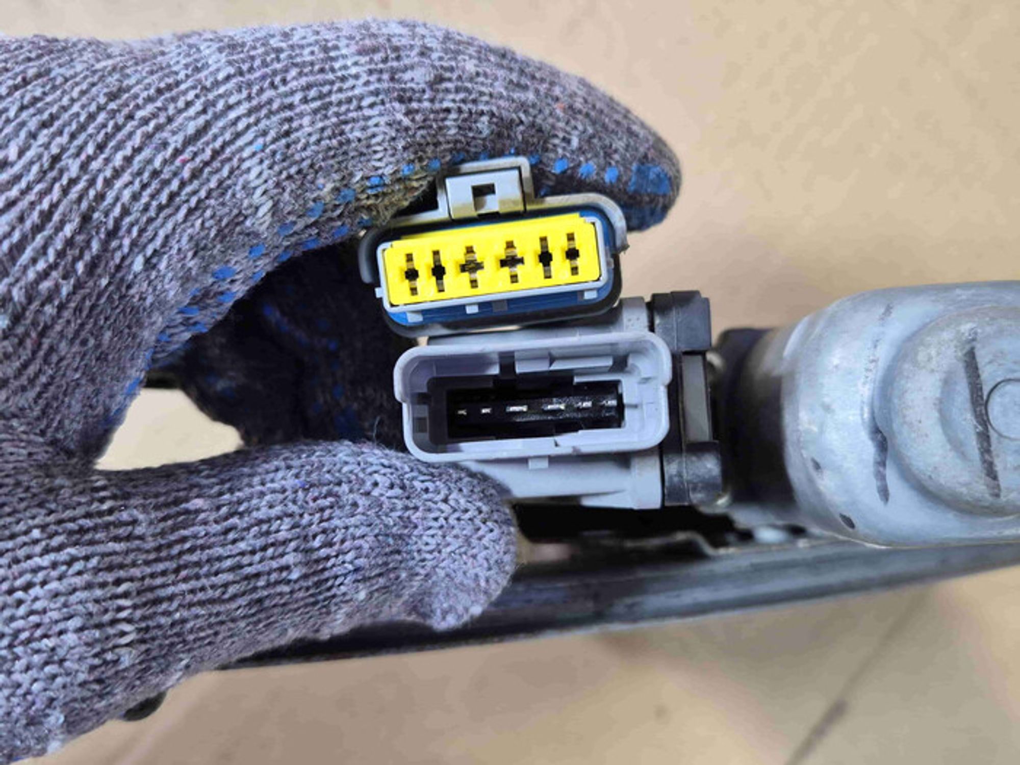 https://ycs.partsauto.market/partsauto-images/thmbs/78ee0fb3787e2dce013ed29fc8a1120c/17be957558e1b68452c68e9b5e2a323f/9dec2f4f47951890a2c4707fed6bc11a.jpg