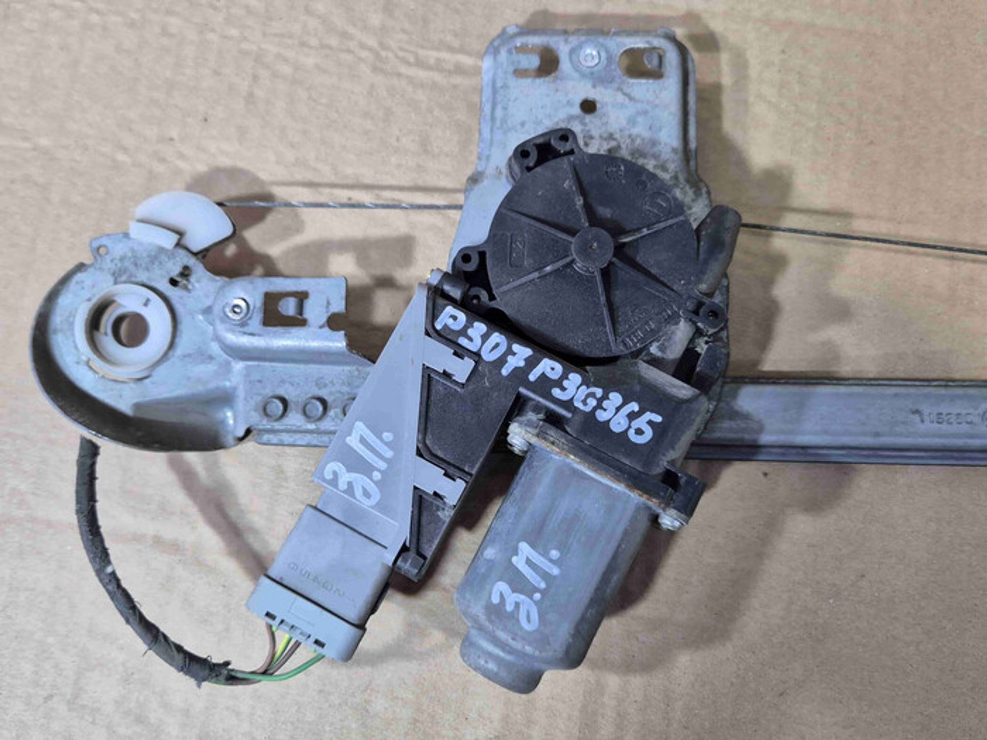 https://ycs.partsauto.market/partsauto-images/thmbs/78ee0fb3787e2dce013ed29fc8a1120c/17be957558e1b68452c68e9b5e2a323f/c3e56c798b8f71197ad90261cbd6a792.jpg