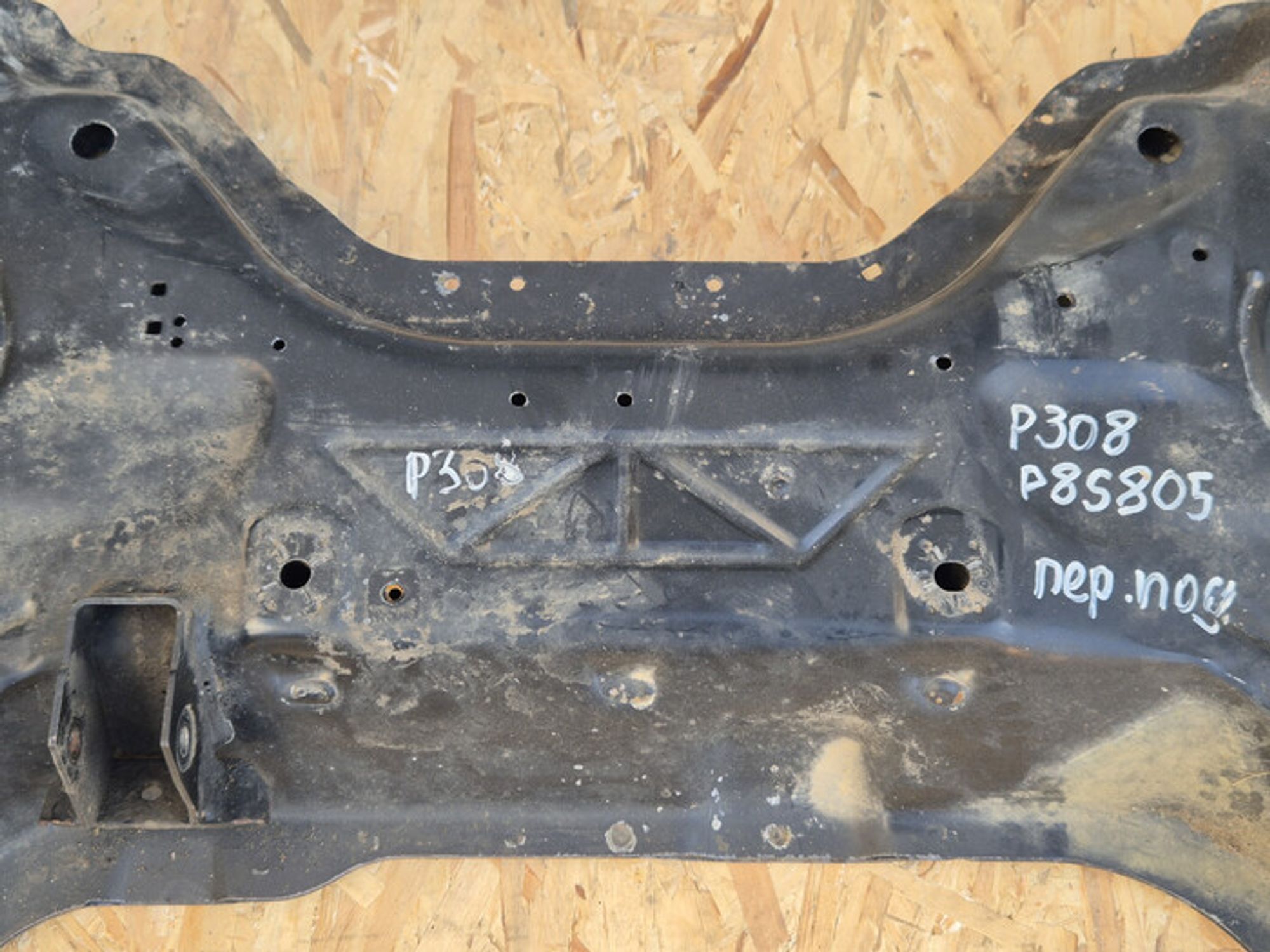 https://ycs.partsauto.market/partsauto-images/thmbs/78ee0fb3787e2dce013ed29fc8a1120c/18a7e55e7ca07807c9b36fa0495a6ef9/07f12417c45b3cedbef550ae032bdbac.jpg