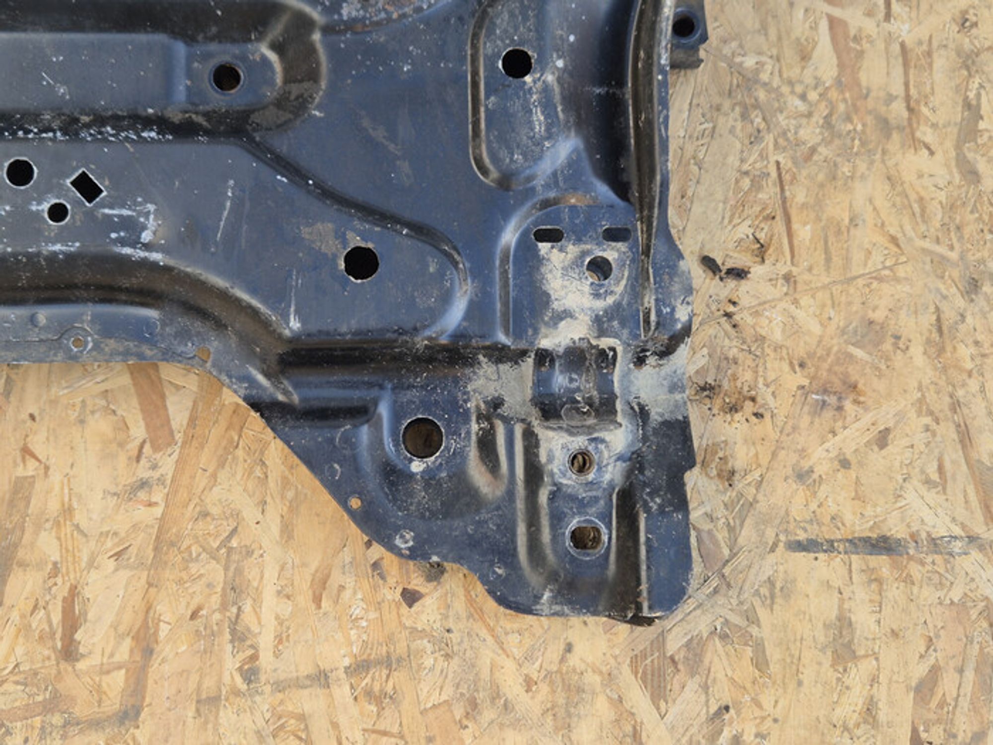 https://ycs.partsauto.market/partsauto-images/thmbs/78ee0fb3787e2dce013ed29fc8a1120c/18a7e55e7ca07807c9b36fa0495a6ef9/2e5fed820d0f604c8a514c3801fba23d.jpg