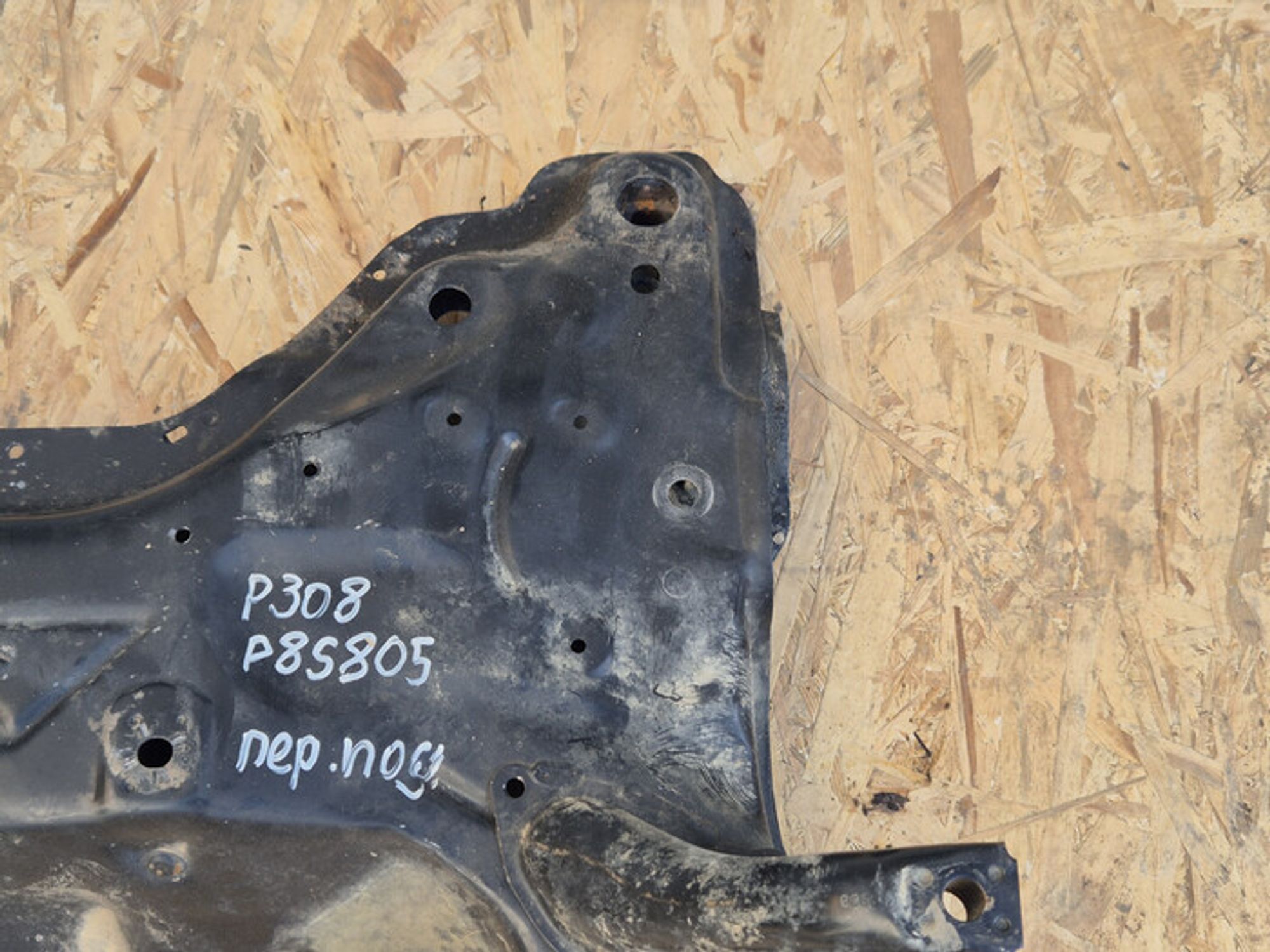 https://ycs.partsauto.market/partsauto-images/thmbs/78ee0fb3787e2dce013ed29fc8a1120c/18a7e55e7ca07807c9b36fa0495a6ef9/c6926a88702a8f422d052b58dcdf5430.jpg