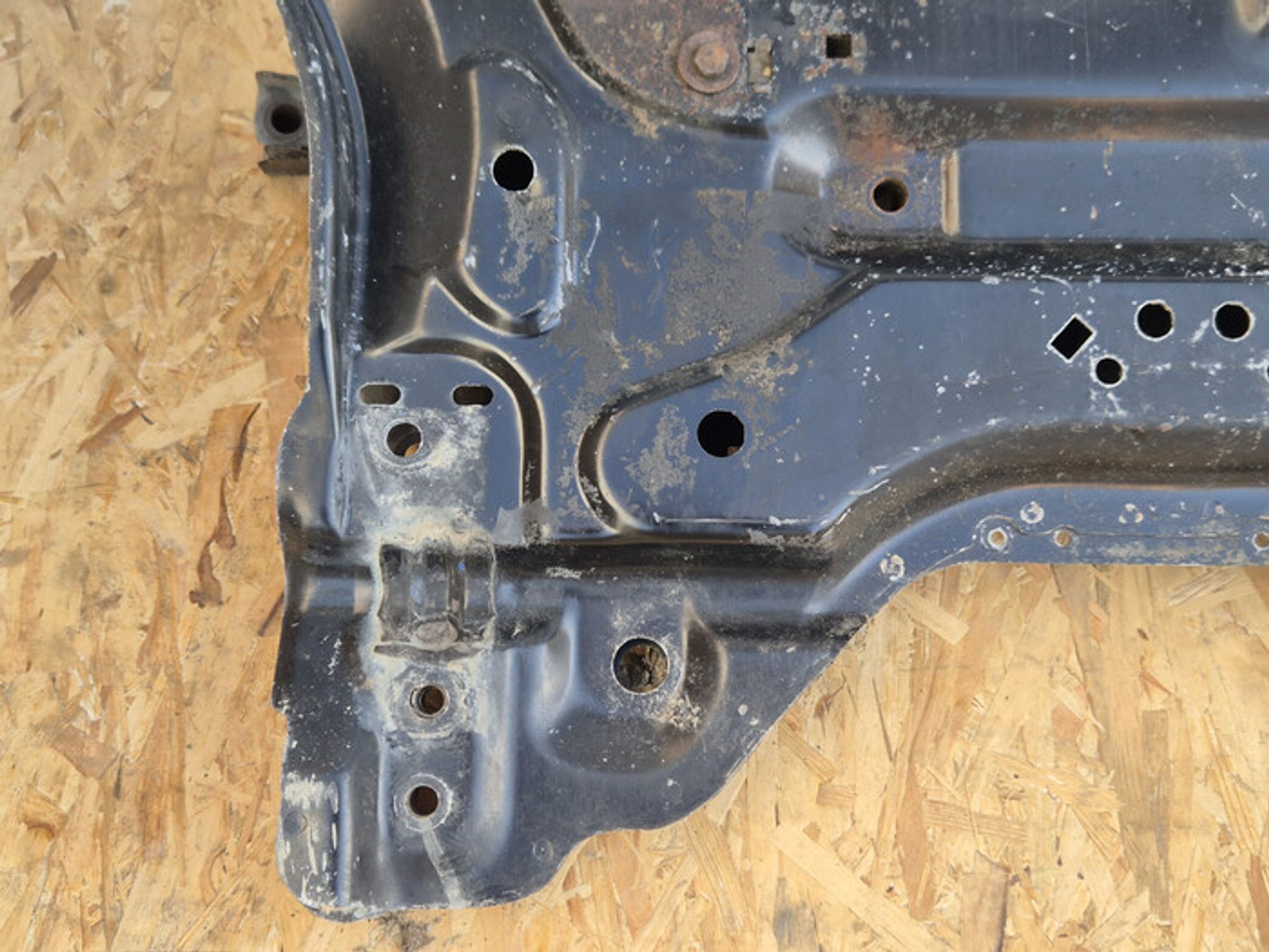 https://ycs.partsauto.market/partsauto-images/thmbs/78ee0fb3787e2dce013ed29fc8a1120c/18a7e55e7ca07807c9b36fa0495a6ef9/fe7e4ce7cc71b562c53f94af6279d191.jpg