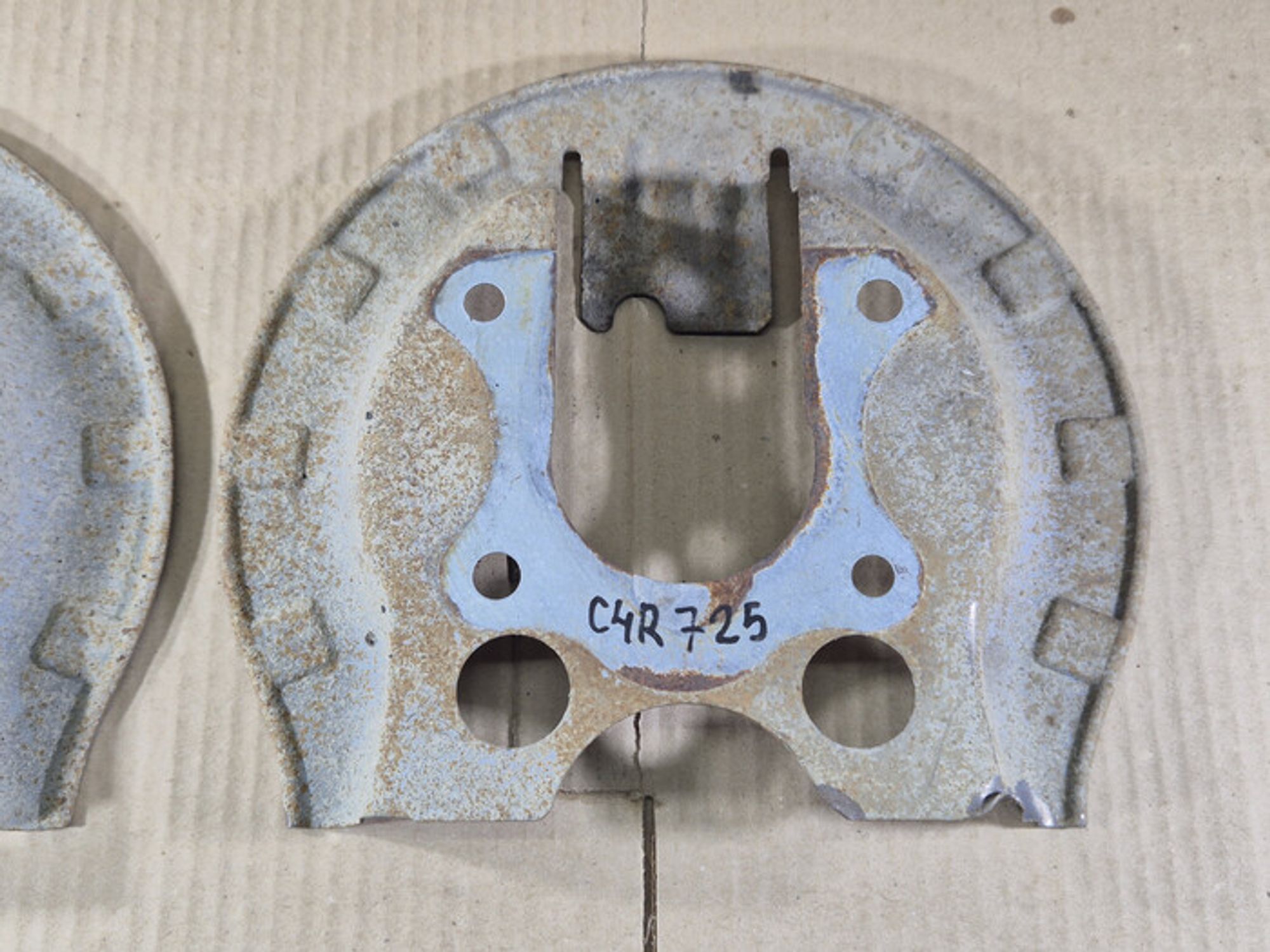 https://ycs.partsauto.market/partsauto-images/thmbs/78ee0fb3787e2dce013ed29fc8a1120c/19cdeac49defc9a46b9993ce22e1252f/98fb0a7c2c2118f888201af11f5d268f.jpg