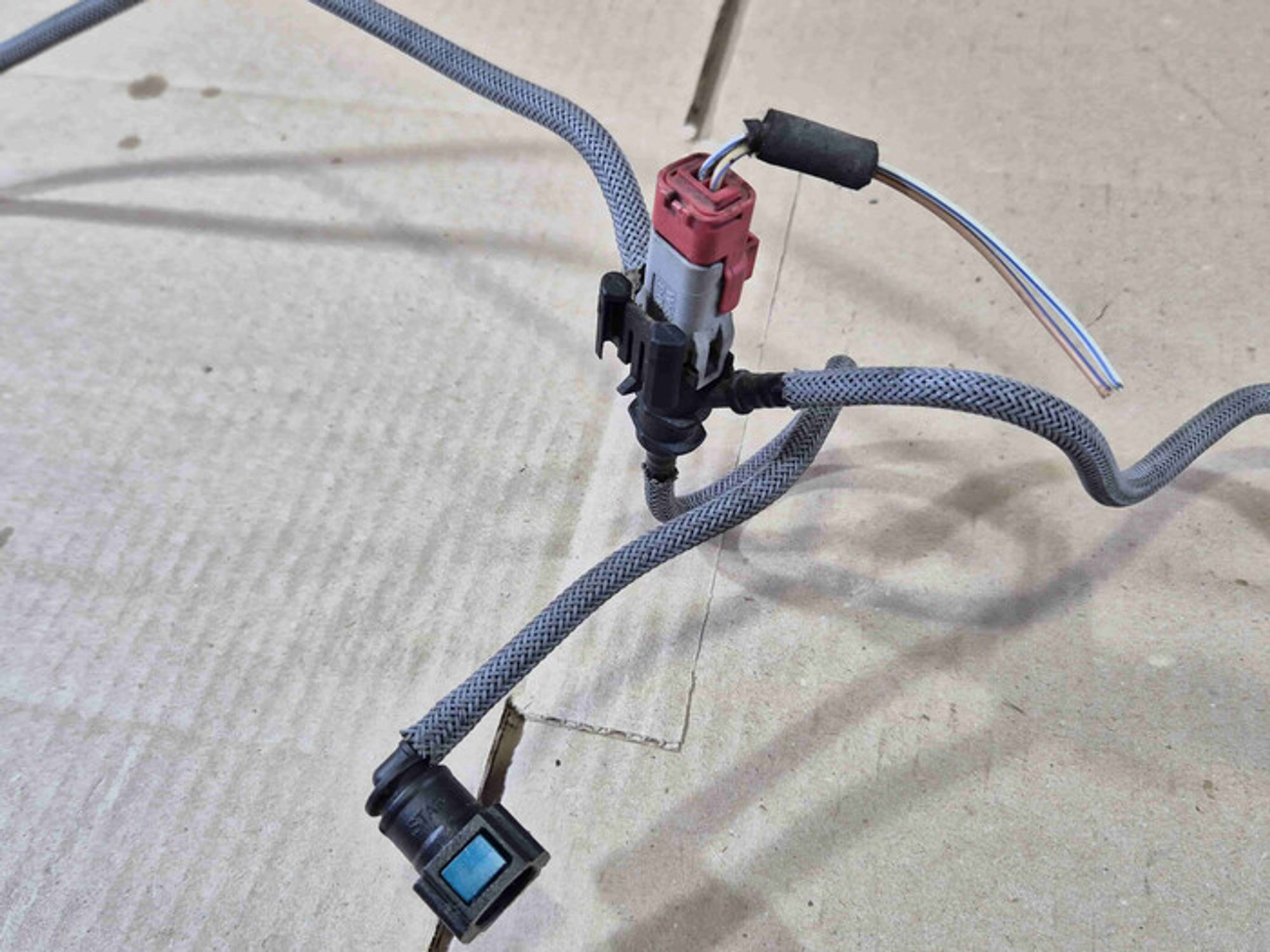 https://ycs.partsauto.market/partsauto-images/thmbs/78ee0fb3787e2dce013ed29fc8a1120c/19ff3e50b9f9d57b4e6968f510014ec3/3ab2b394d28148a06429a4ac155ef8ad.jpg