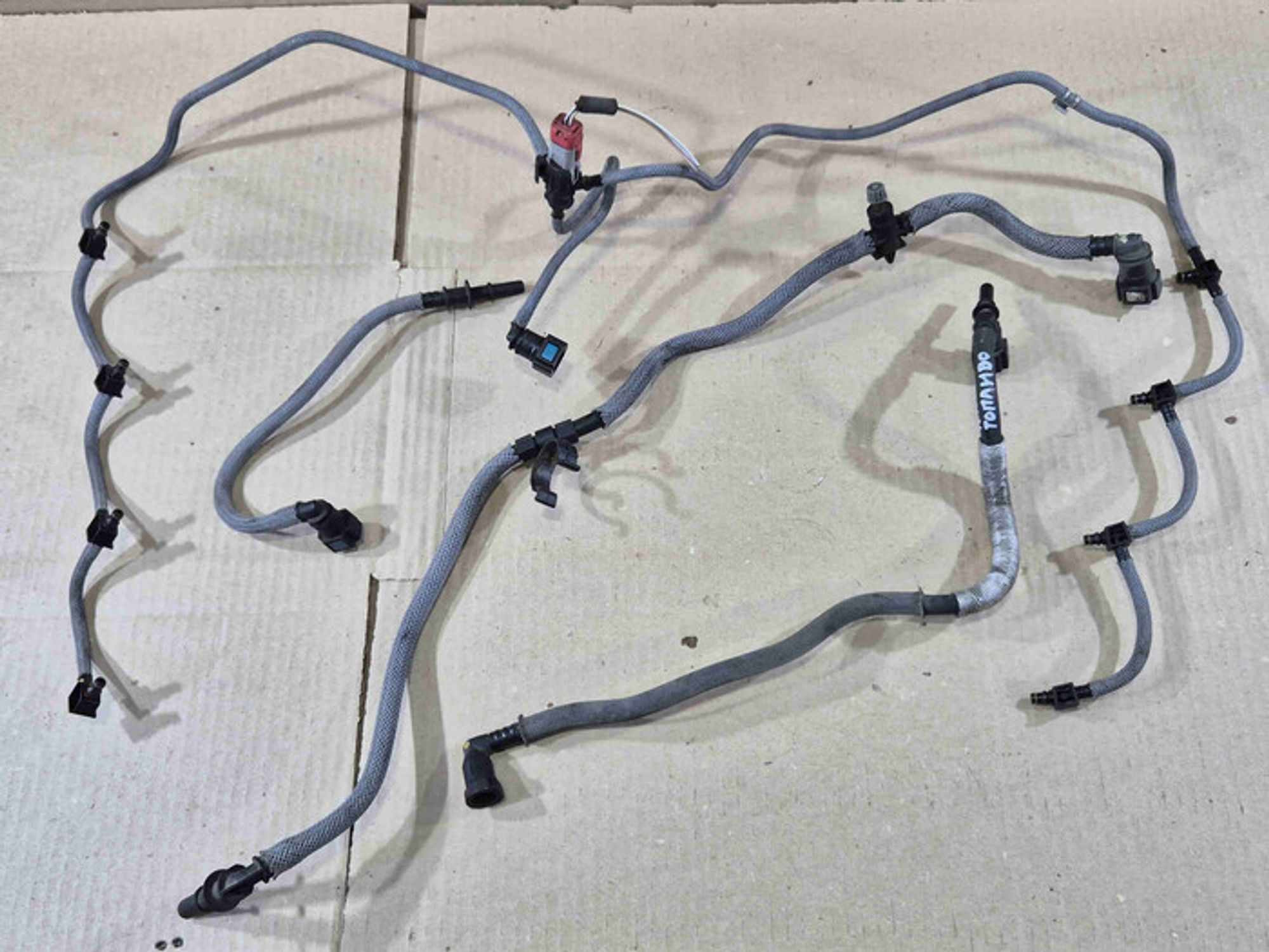 https://ycs.partsauto.market/partsauto-images/thmbs/78ee0fb3787e2dce013ed29fc8a1120c/19ff3e50b9f9d57b4e6968f510014ec3/95026a08fc13f86d7ce753e77e2c889b.jpg