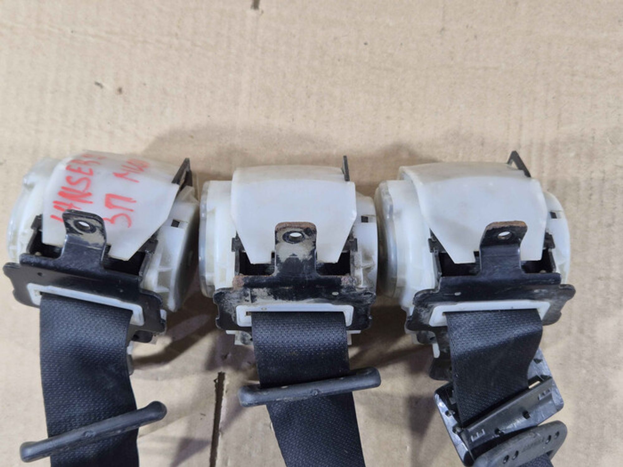 https://ycs.partsauto.market/partsauto-images/thmbs/78ee0fb3787e2dce013ed29fc8a1120c/1a3cb8869e1dbfe83f5392ad1fcd587c/12f777098341036e1496944ce0ccc0c8.jpg