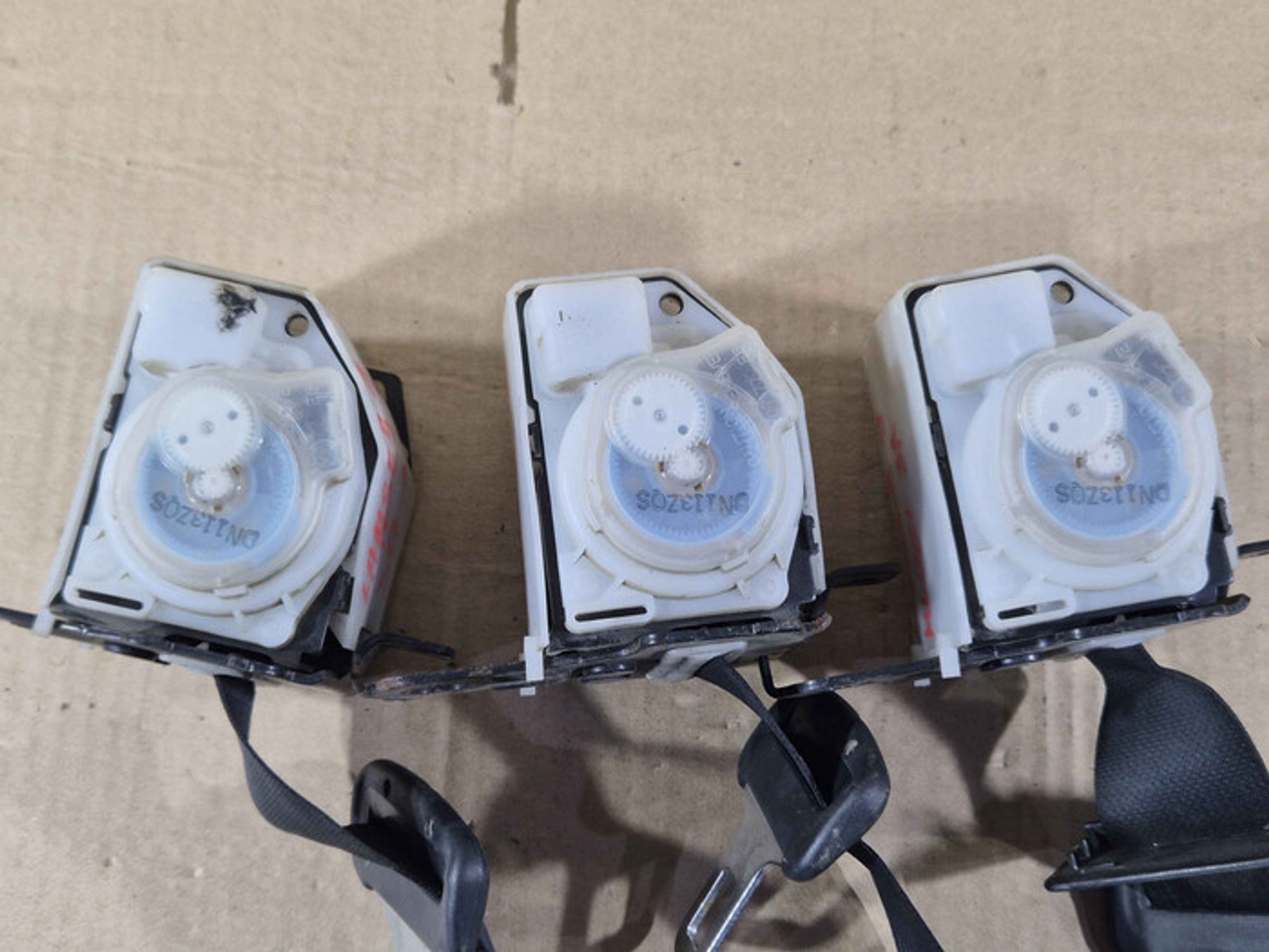 https://ycs.partsauto.market/partsauto-images/thmbs/78ee0fb3787e2dce013ed29fc8a1120c/1a3cb8869e1dbfe83f5392ad1fcd587c/7af061dcff1728356654cb17bdcd13b2.jpg