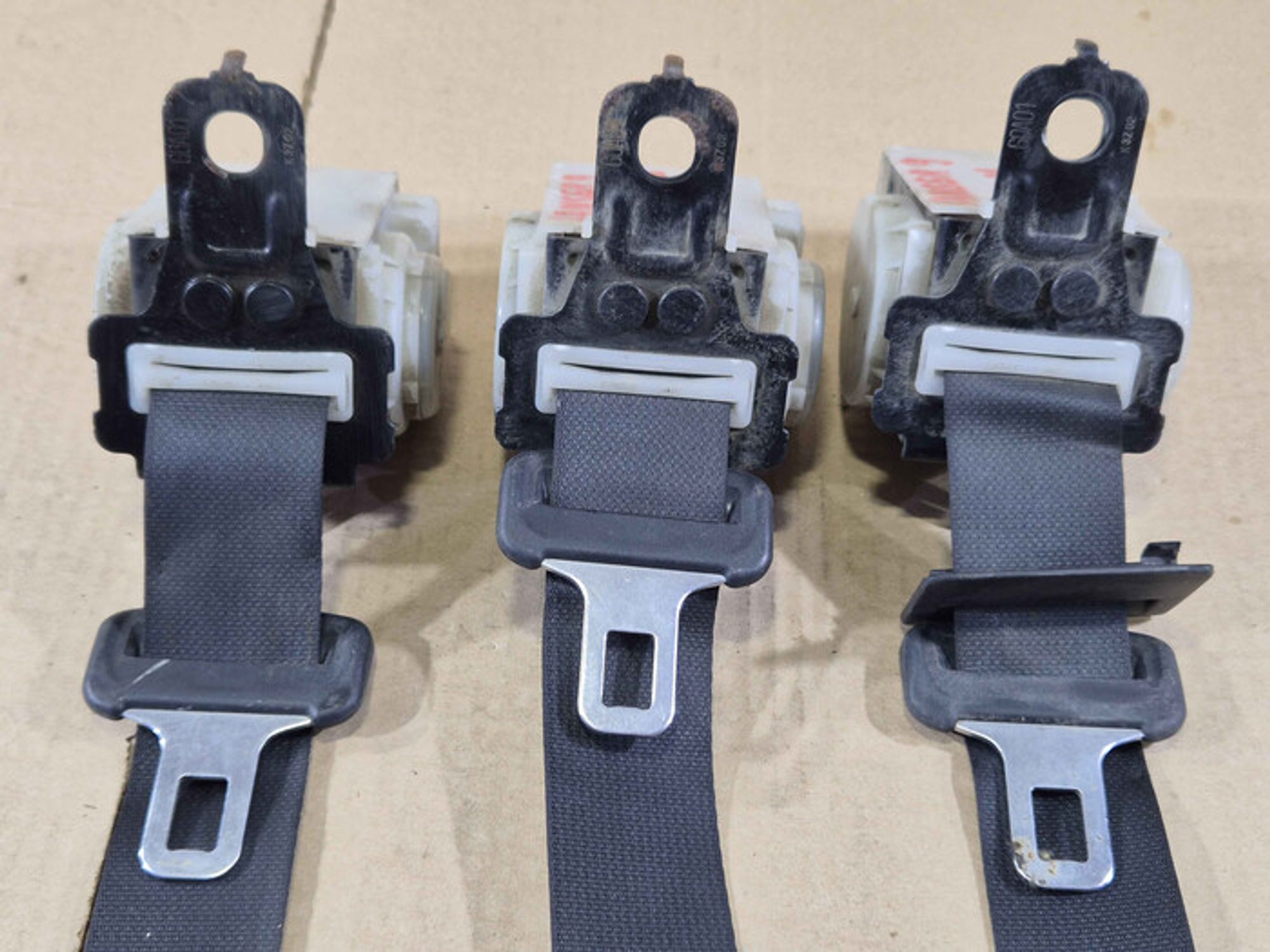 https://ycs.partsauto.market/partsauto-images/thmbs/78ee0fb3787e2dce013ed29fc8a1120c/1a3cb8869e1dbfe83f5392ad1fcd587c/bb7d0f2bf0a7bc7c1b42769a9375f53d.jpg