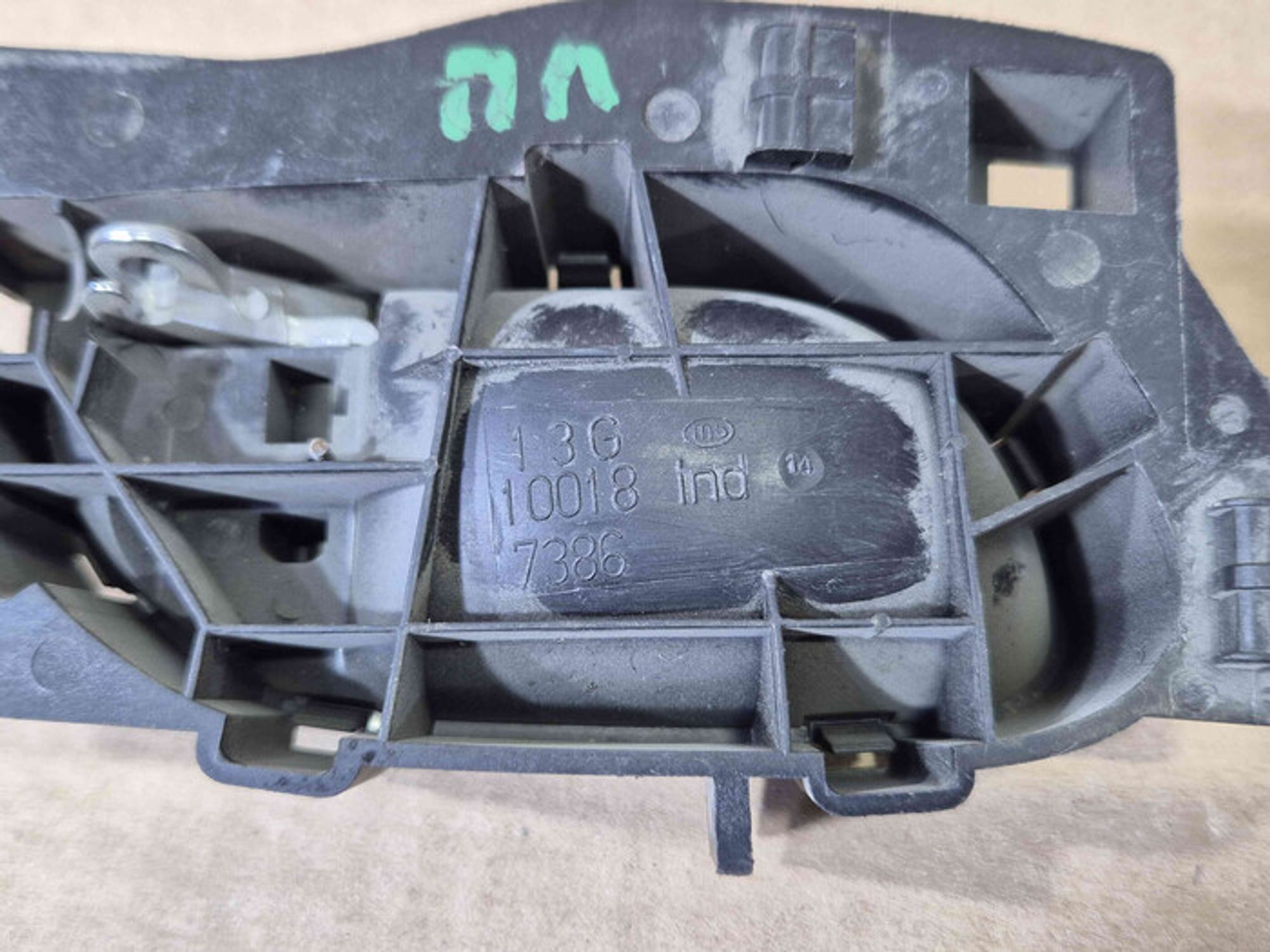 https://ycs.partsauto.market/partsauto-images/thmbs/78ee0fb3787e2dce013ed29fc8a1120c/1a84fa976828c2acbfedd494ce43dc21/2efd8828c058335d0da5bb55c805ff52.jpg
