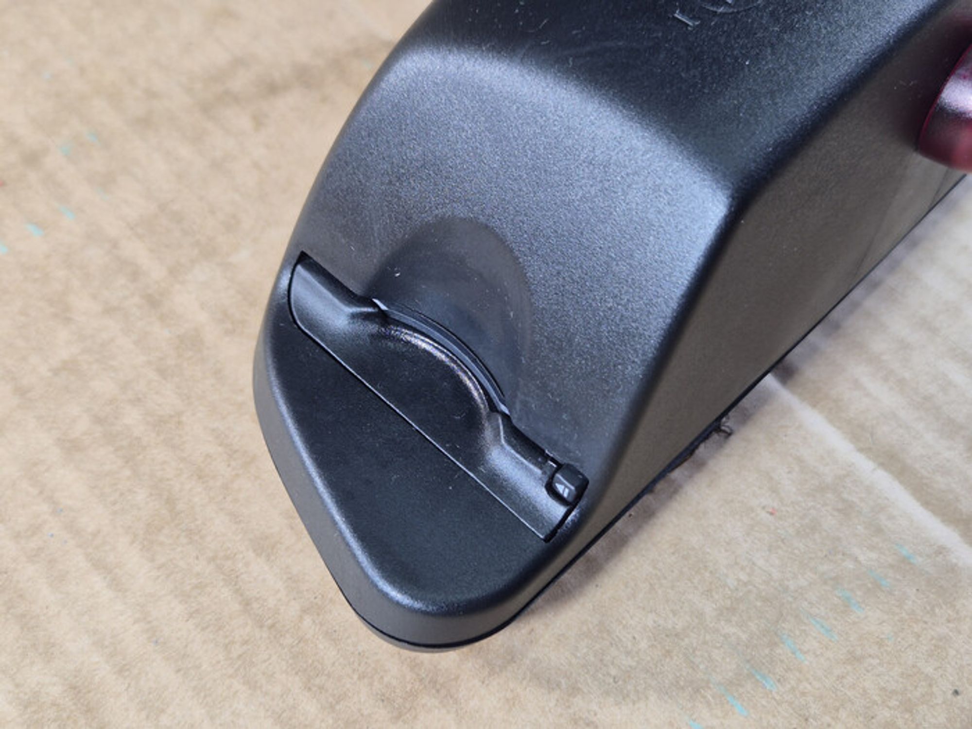 https://ycs.partsauto.market/partsauto-images/thmbs/78ee0fb3787e2dce013ed29fc8a1120c/1add3aaa51409e631ce02e3dfbdd396d/c1b772425c056a99b38c0c71bceb1ae2.jpg