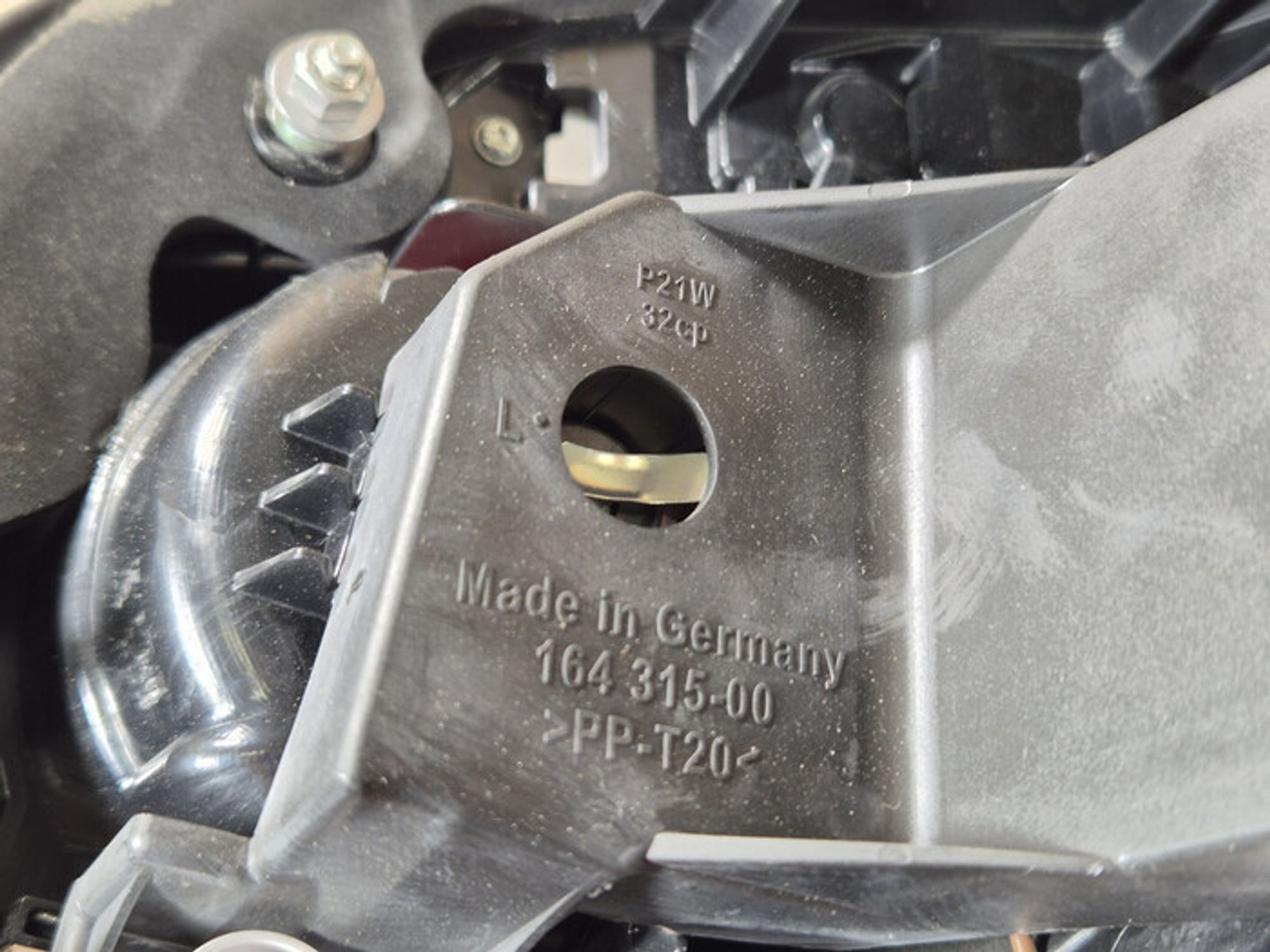 https://ycs.partsauto.market/partsauto-images/thmbs/78ee0fb3787e2dce013ed29fc8a1120c/1c02f8e7cac8162e770b5644aa8a1c65/f3a179660b45a17990f0980c2cfd40d7.jpg