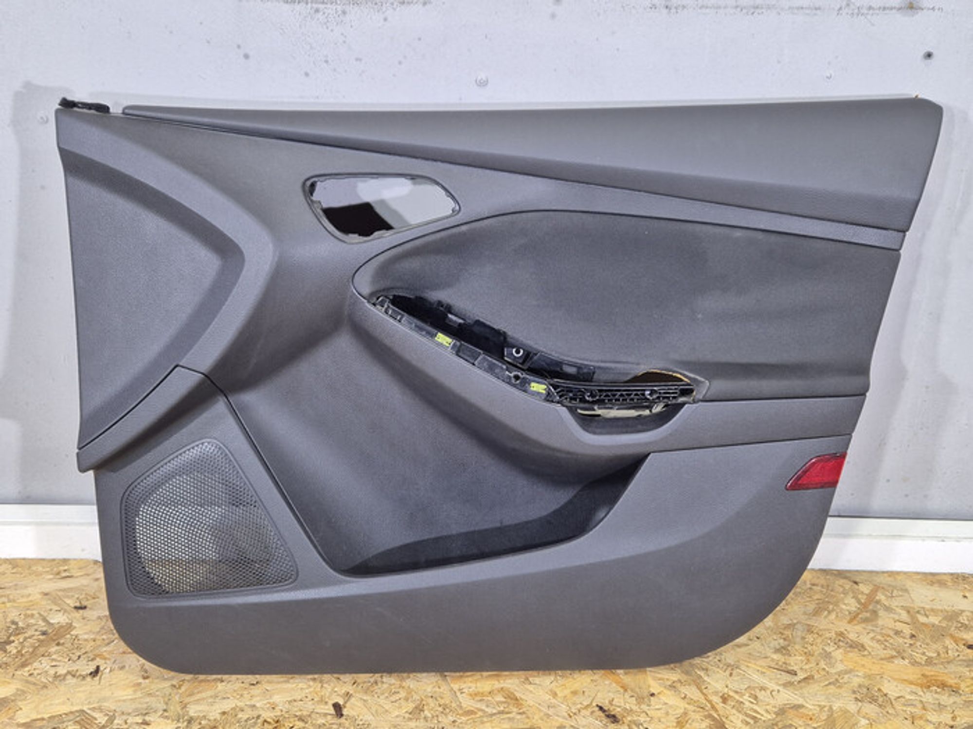 https://ycs.partsauto.market/partsauto-images/thmbs/78ee0fb3787e2dce013ed29fc8a1120c/1c905f04223953817cd3381629f88bc5/608b3bd8df76a34ea535a7bc0e5a2e6f.jpg