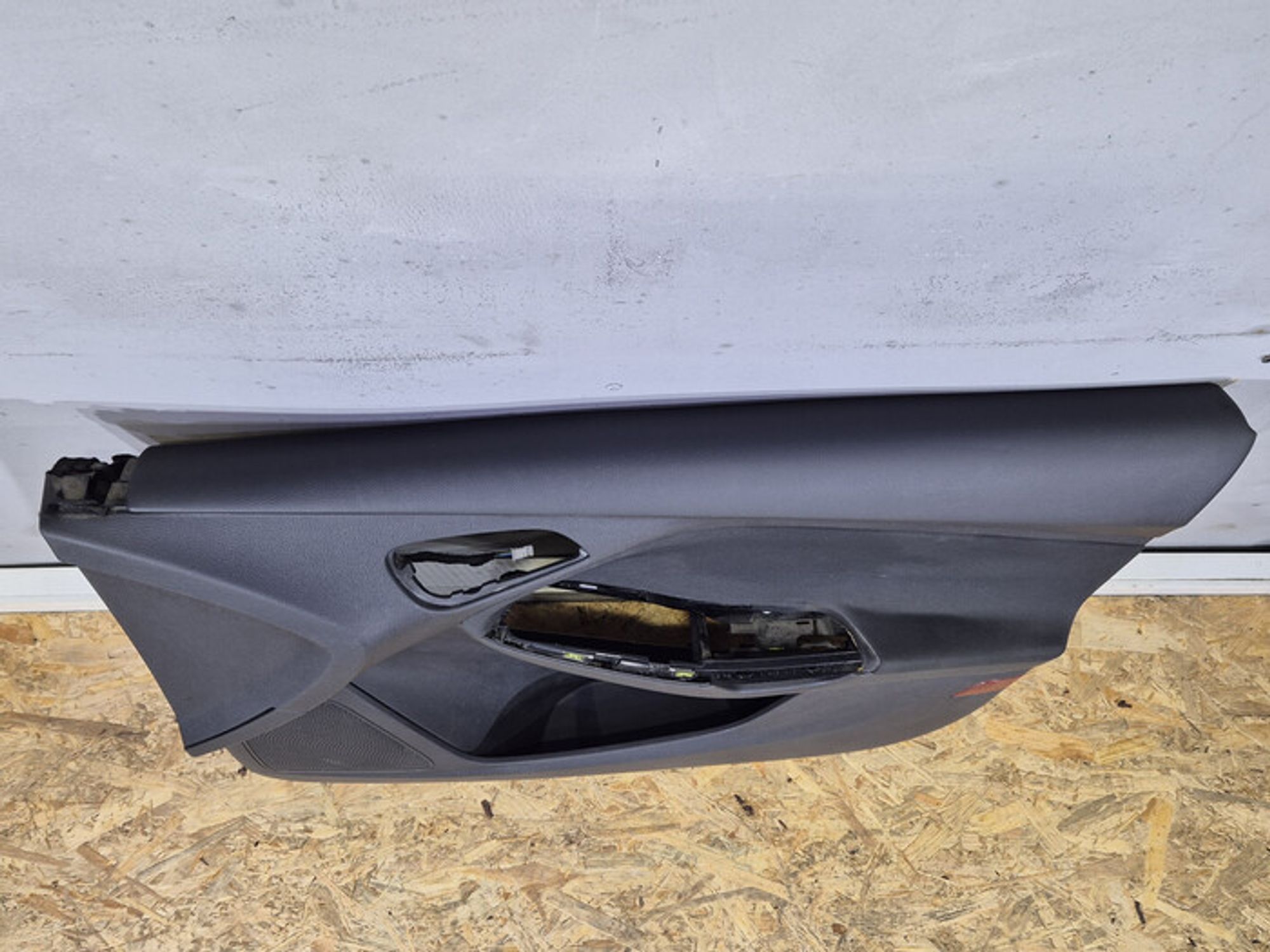 https://ycs.partsauto.market/partsauto-images/thmbs/78ee0fb3787e2dce013ed29fc8a1120c/1c905f04223953817cd3381629f88bc5/6bb406752acdd3c36c5e6a045648fc6f.jpg