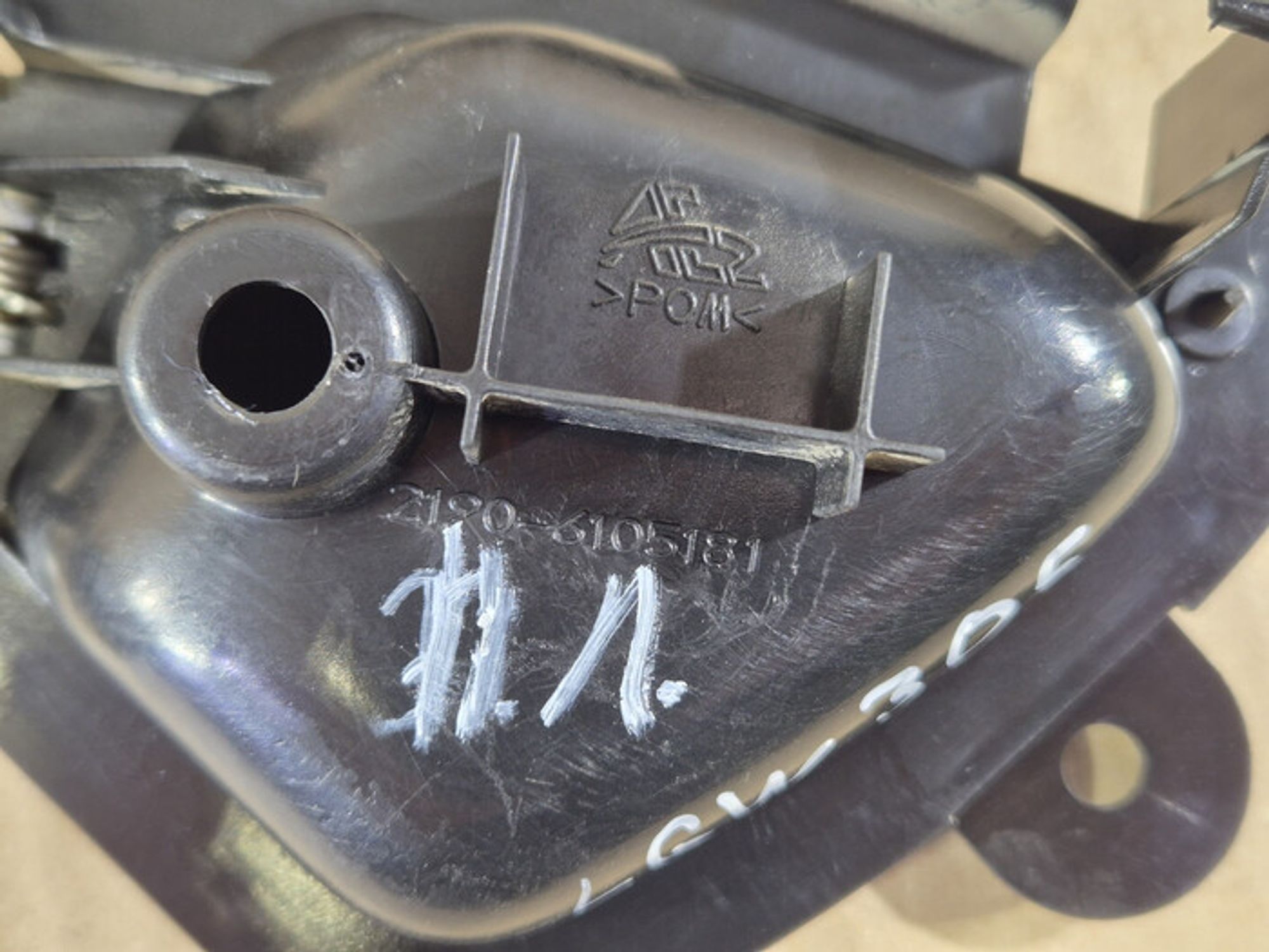 https://ycs.partsauto.market/partsauto-images/thmbs/78ee0fb3787e2dce013ed29fc8a1120c/1d398fdc996b75de6395e48712fd839c/c3d237d3bc360ecc90b6b49edd4ee926.jpg