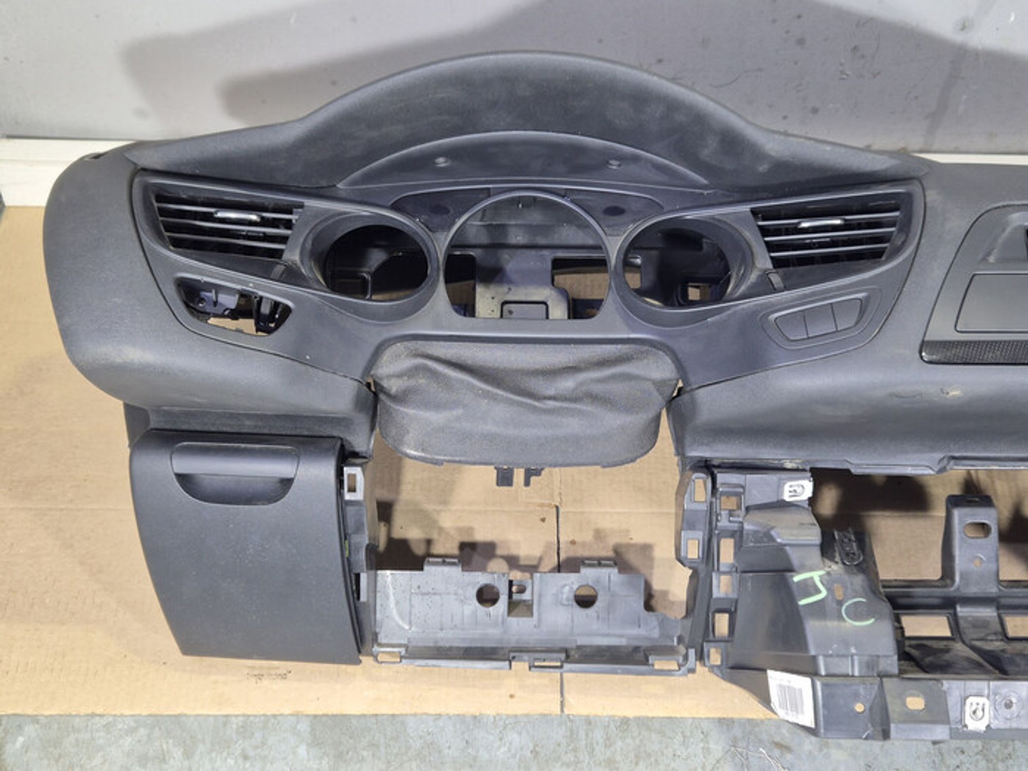 https://ycs.partsauto.market/partsauto-images/thmbs/78ee0fb3787e2dce013ed29fc8a1120c/1d4eaf8a6b886ee4130c0b258d9b51eb/24d5b7cc237097e67e11f5c9cc65b283.jpg