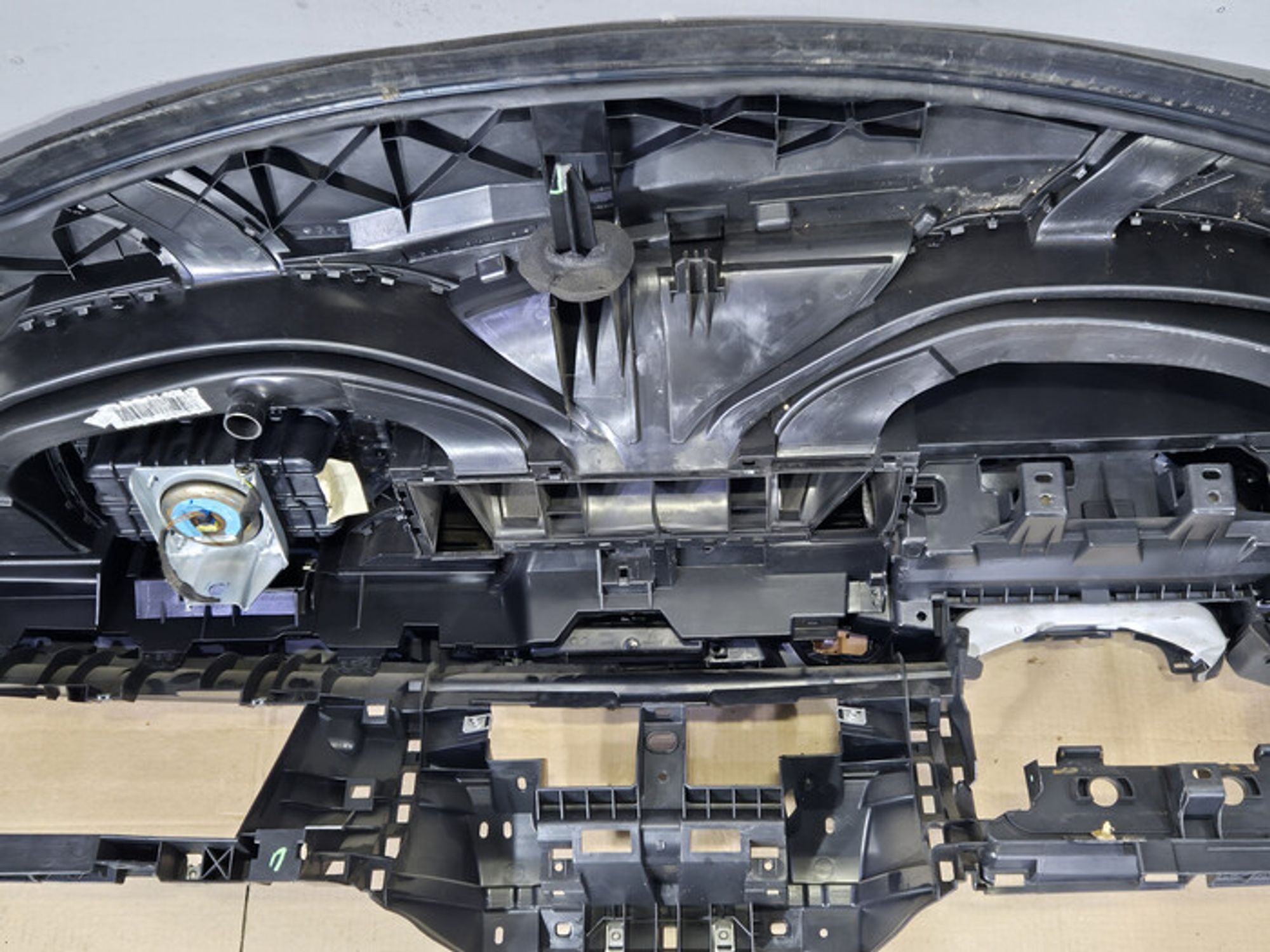 https://ycs.partsauto.market/partsauto-images/thmbs/78ee0fb3787e2dce013ed29fc8a1120c/1d4eaf8a6b886ee4130c0b258d9b51eb/45b72eb6b567474b5ace8a263d2abfaa.jpg