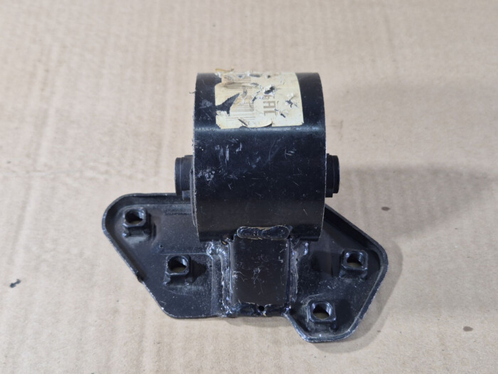 https://ycs.partsauto.market/partsauto-images/thmbs/78ee0fb3787e2dce013ed29fc8a1120c/1da6e0d04e0ef84749842fabb7f5445f/715f9fb32be0ed102612d849c4fad979.jpg