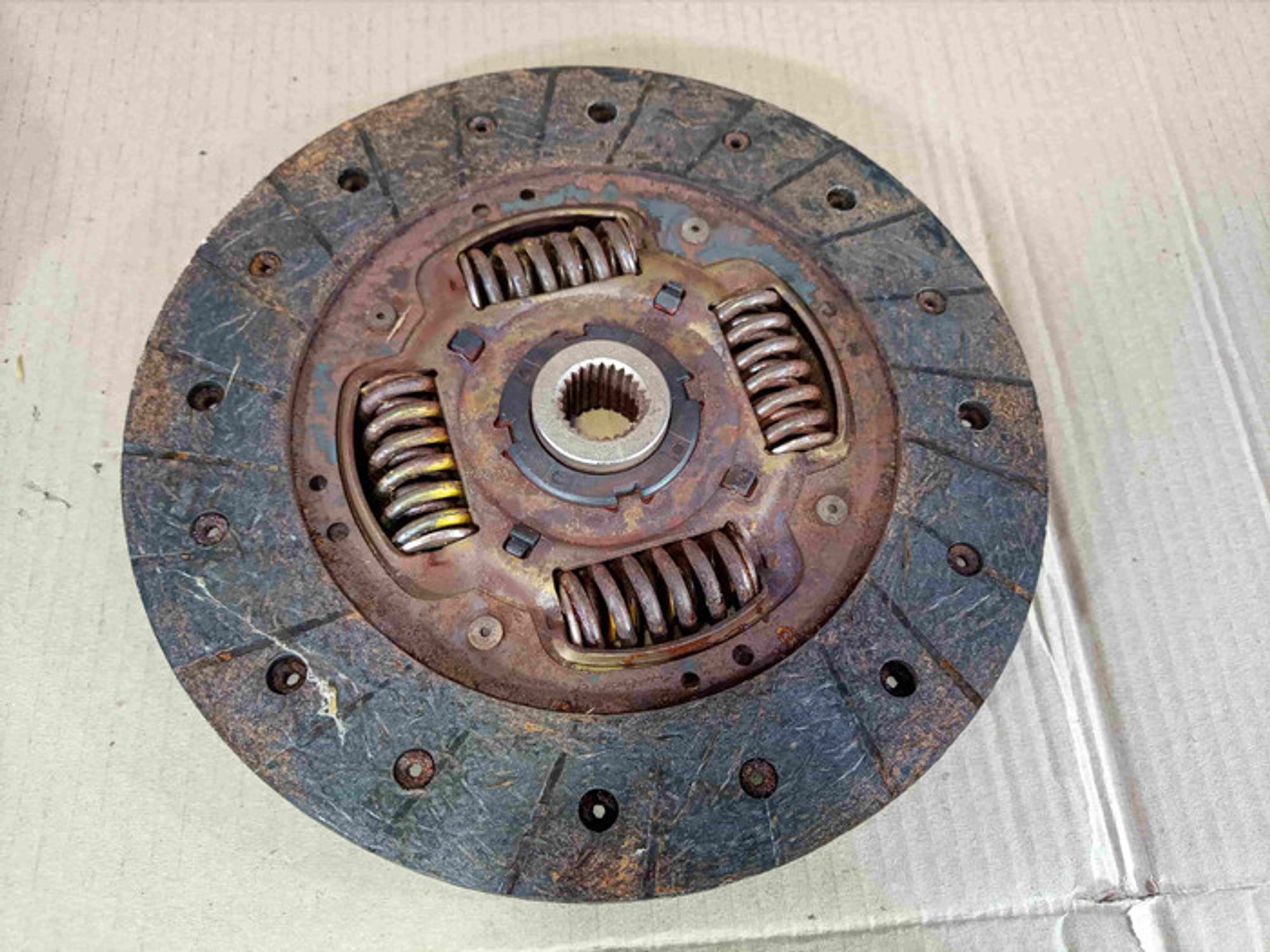 https://ycs.partsauto.market/partsauto-images/thmbs/78ee0fb3787e2dce013ed29fc8a1120c/1db0fd98a7d3d72a2baf192cfaf46f67/3d84bdfd22a53a14fd899f59a9b0d6b8.jpg